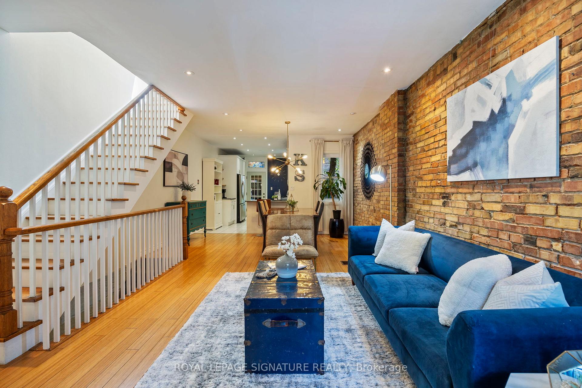 Photo 3 of 41 Bright Street, Toronto, Moss Park — HOMEH