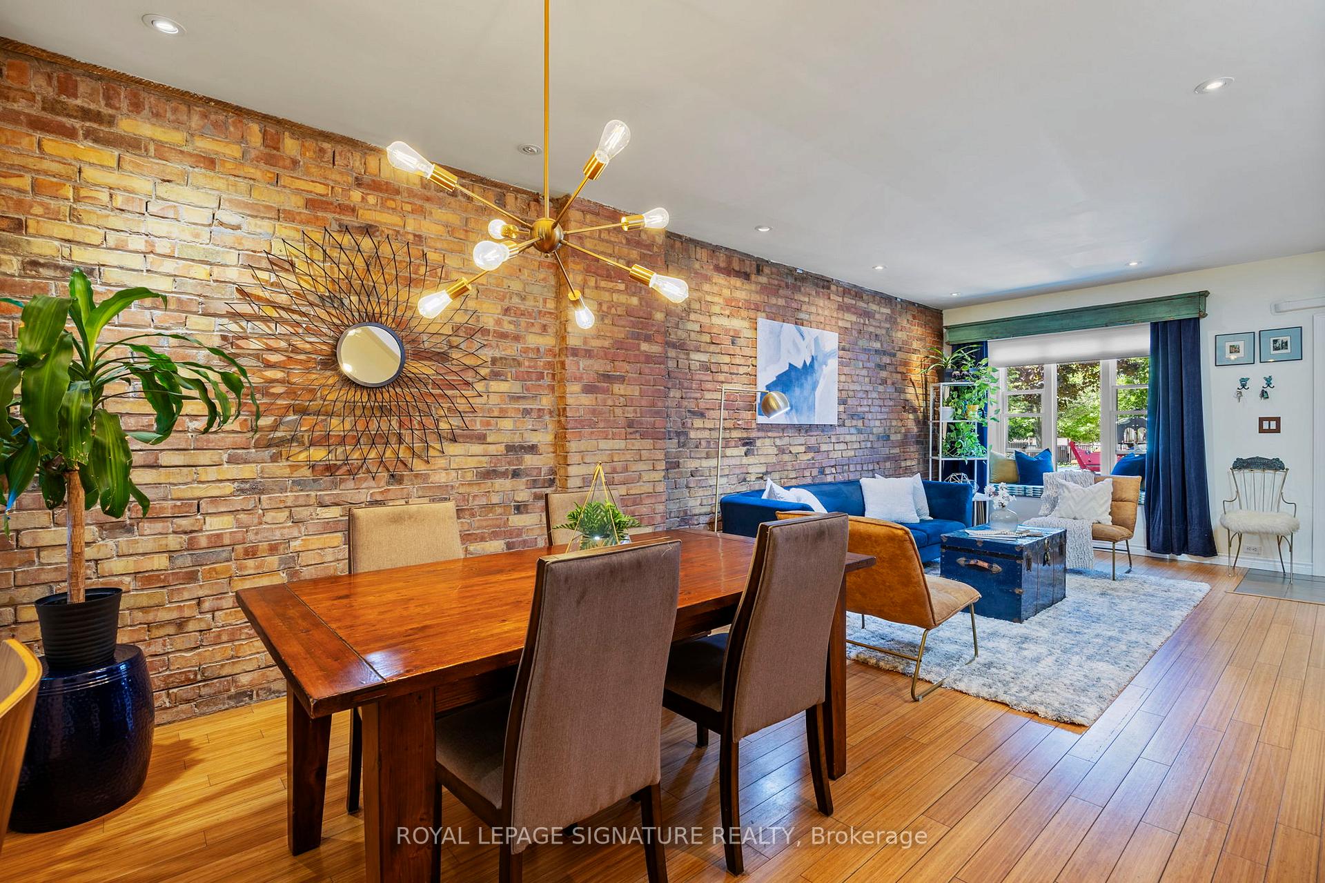 Photo 11 of 41 Bright Street, Toronto, Moss Park — HOMEH