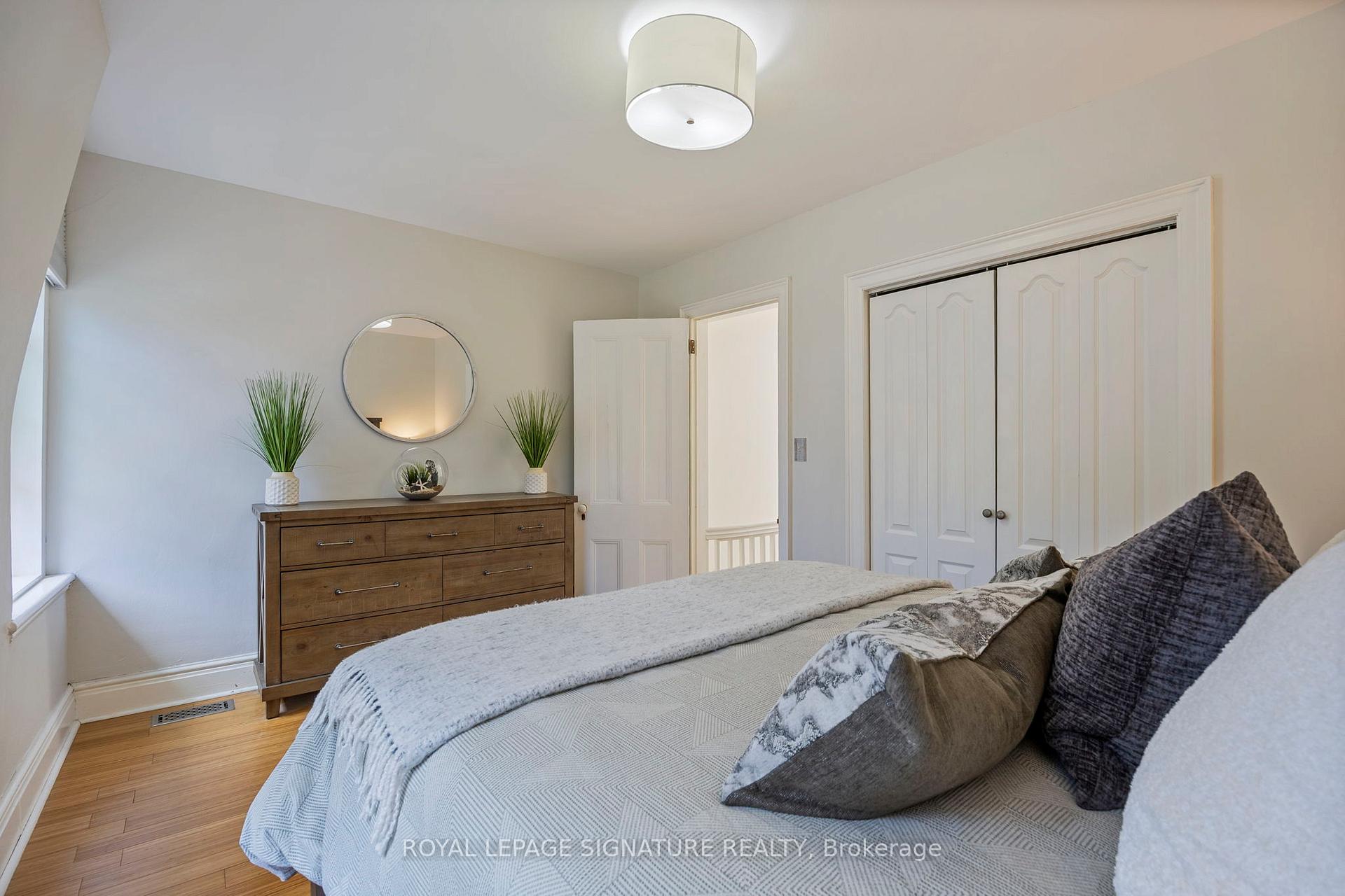 Photo 26 of 41 Bright Street, Toronto, Moss Park — HOMEH