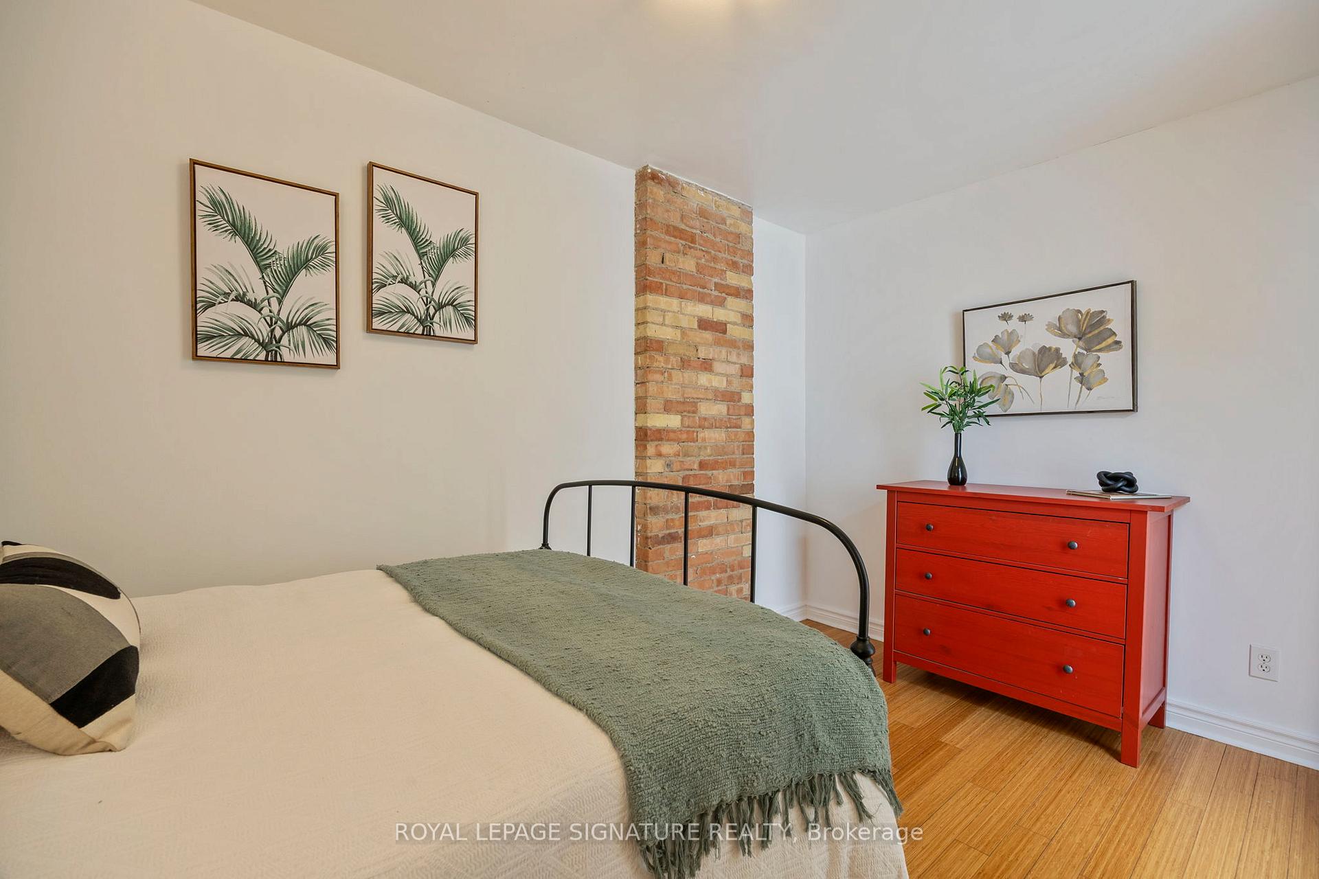 Photo 9 of 41 Bright Street, Toronto, Moss Park — HOMEH