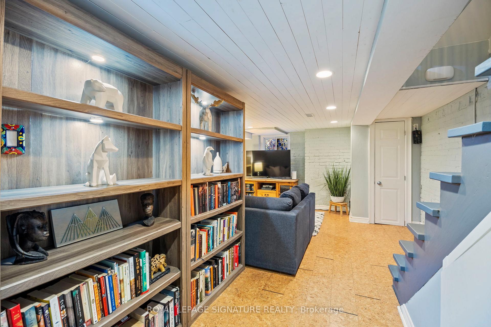 Photo 34 of 41 Bright Street, Toronto, Moss Park — HOMEH