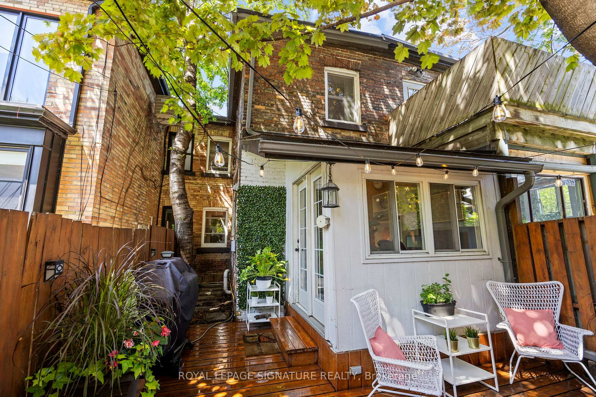 Photo 33 of 41 Bright Street, Toronto, Moss Park — HOMEH