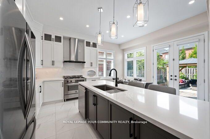 Photo 20 of 14 Robert Berry Crescent, King, King City — HOMEH