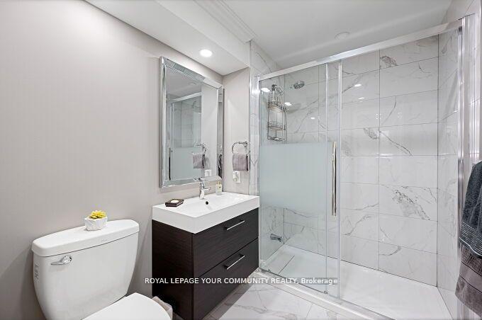 Photo 36 of 14 Robert Berry Crescent, King, King City — HOMEH