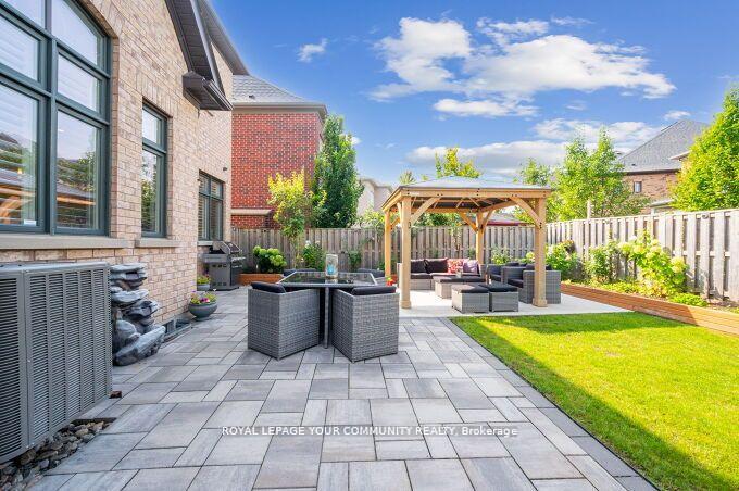 Photo 38 of 14 Robert Berry Crescent, King, King City — HOMEH
