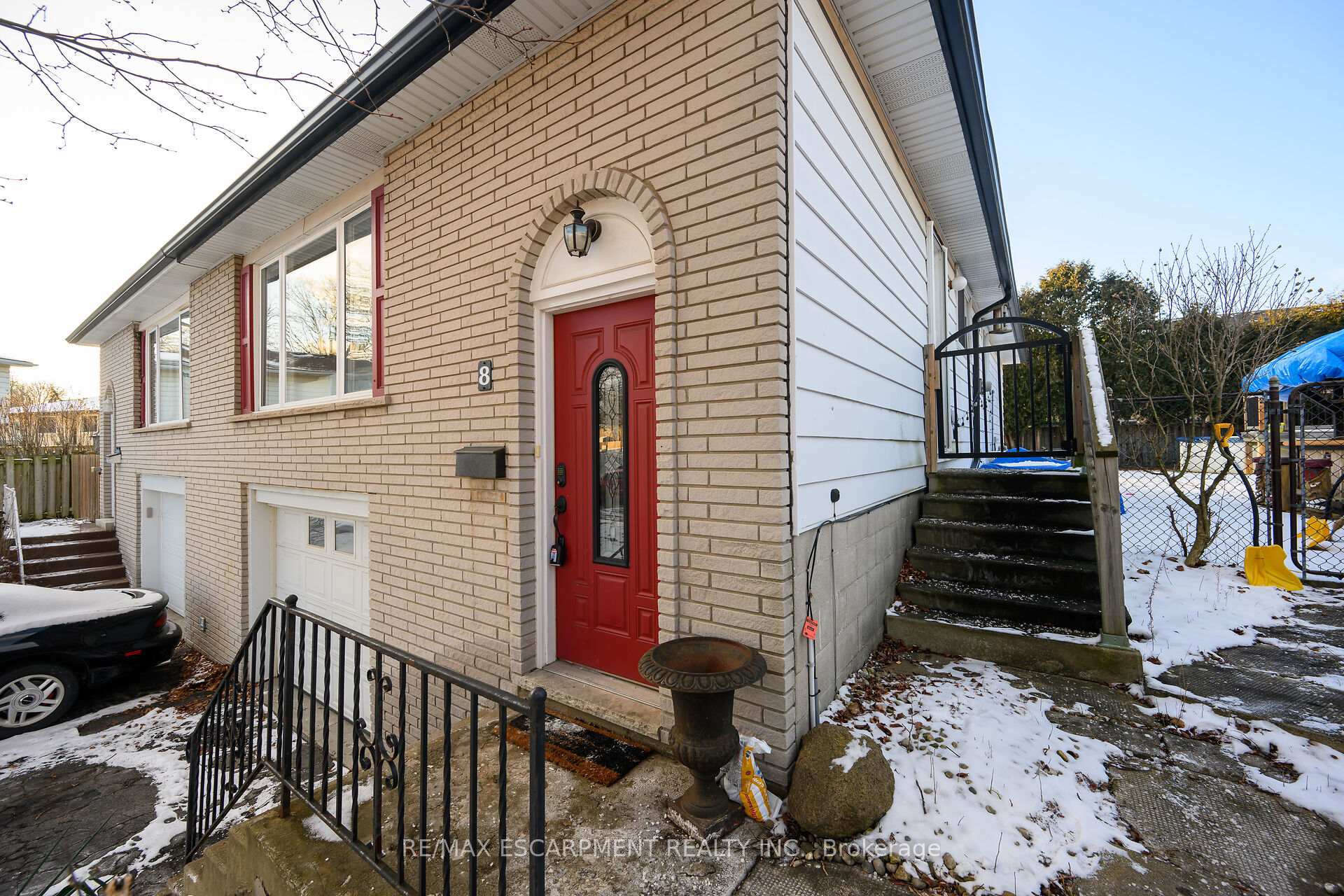 Photo 2 of 8 Gafney Court, Hamilton, Gilkson — HOMEH