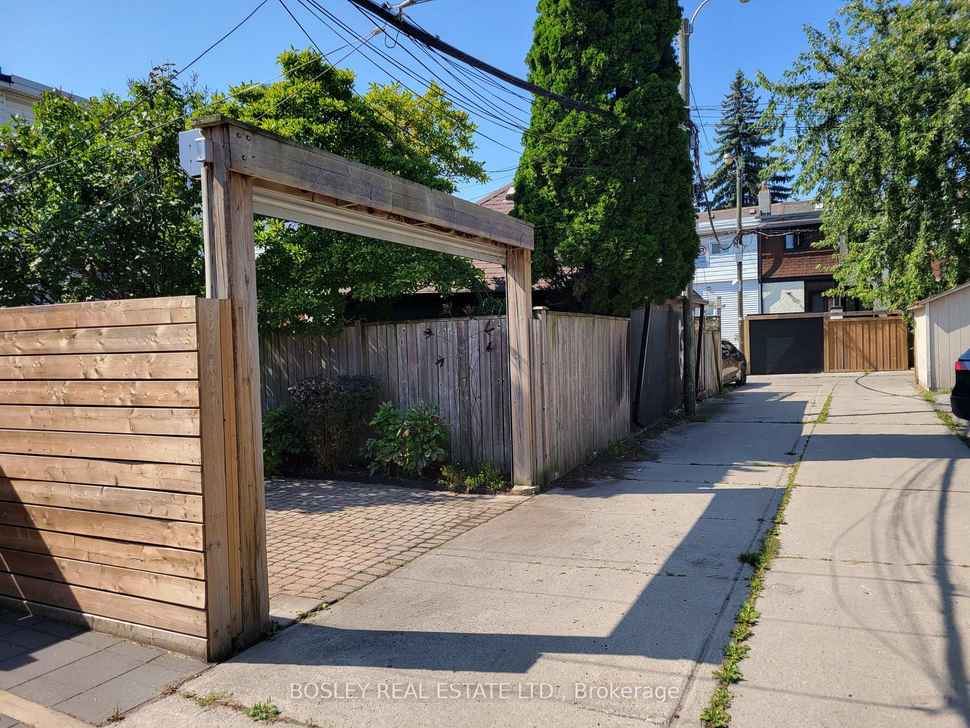 Photo 20 of 26 Parkfield Avenue, Toronto, South Riverdale — HOMEH