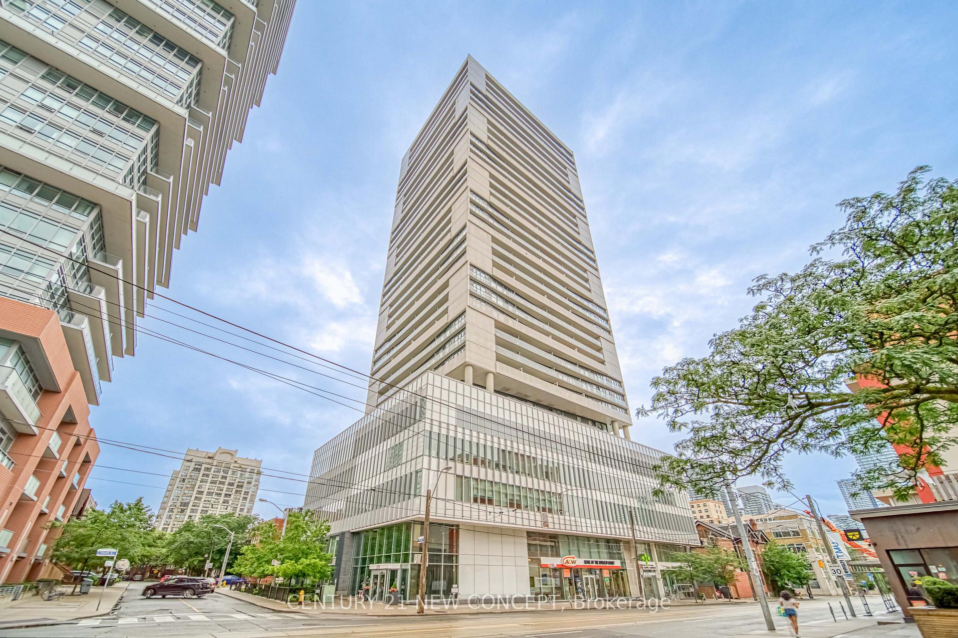 Front of Unit 1909, 89 McGill Street