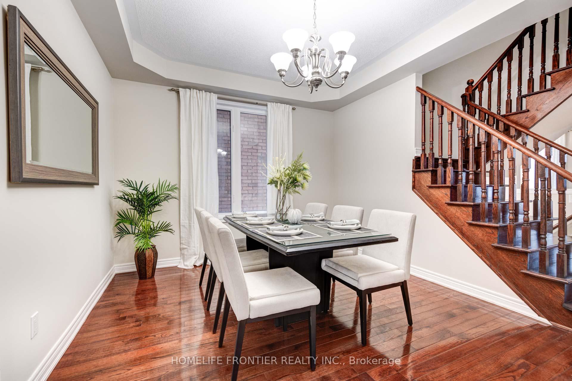 Photo 4 of 130 Leameadow Road, Vaughan, Patterson — HOMEH