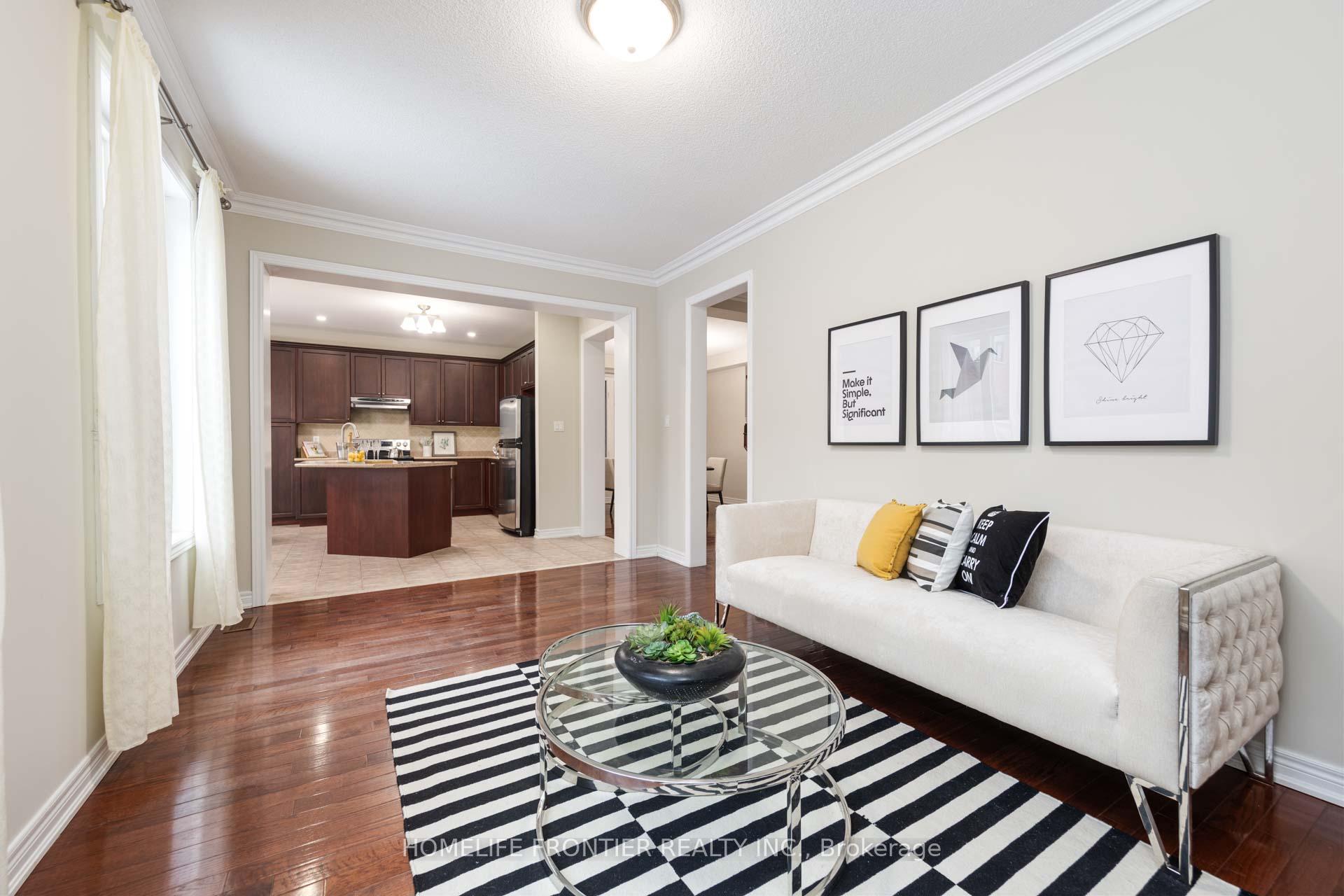 Photo 15 of 130 Leameadow Road, Vaughan, Patterson — HOMEH