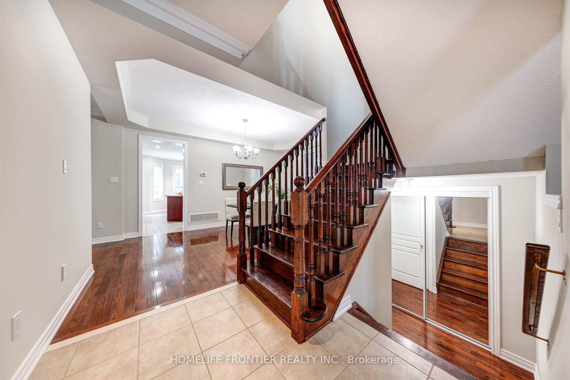 Photo 22 of 130 Leameadow Road, Vaughan, Patterson — HOMEH