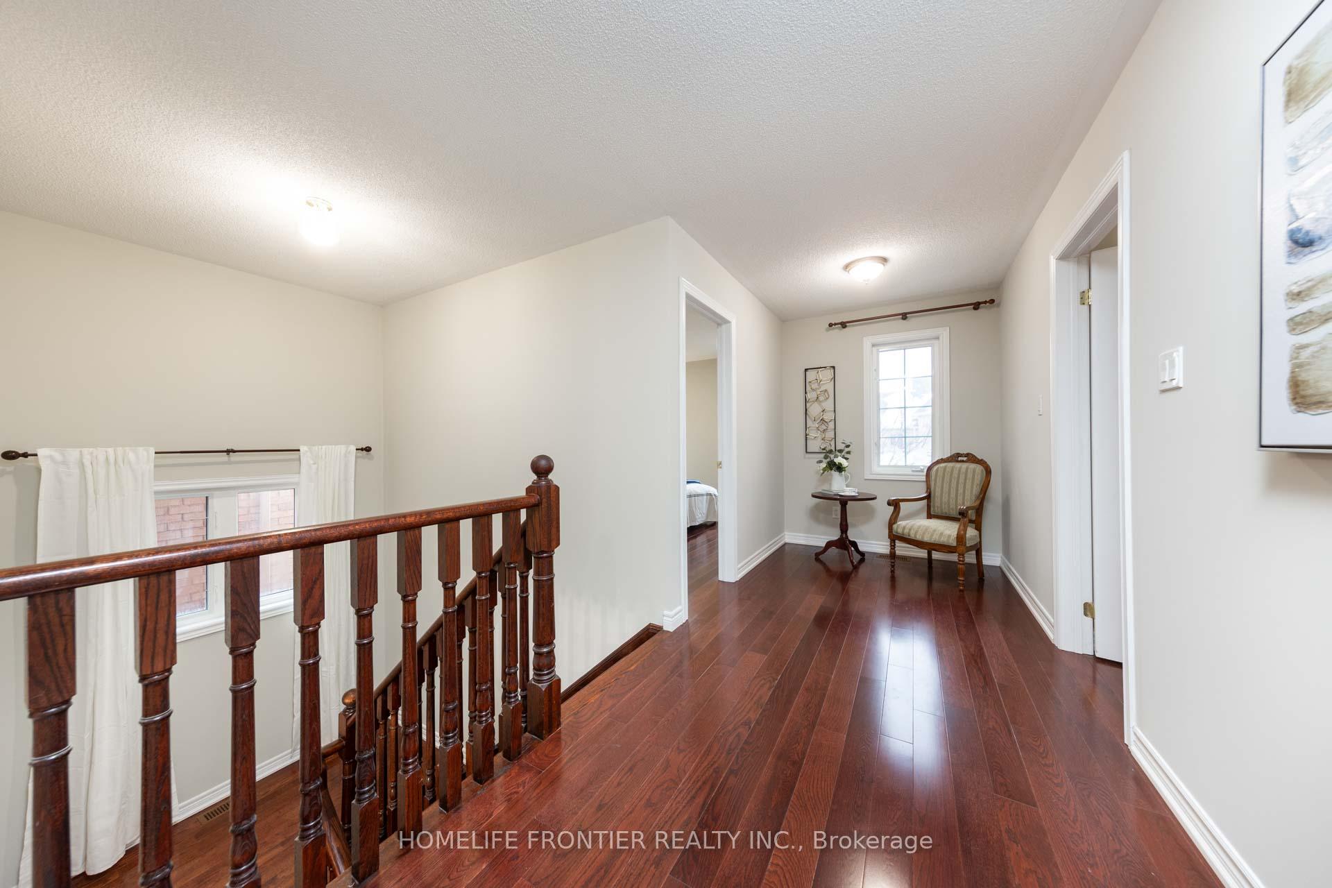 Photo 16 of 130 Leameadow Road, Vaughan, Patterson — HOMEH