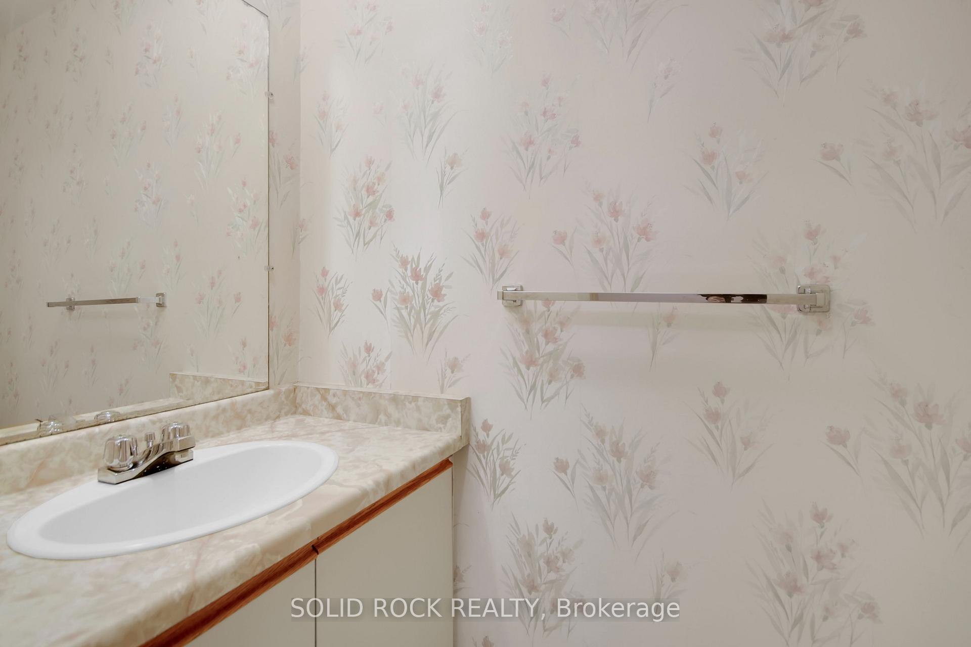 Photo 18 of 1429 Prestone Drive, Ottawa, Bilberry Creek/Queenswood Heights — HOMEH