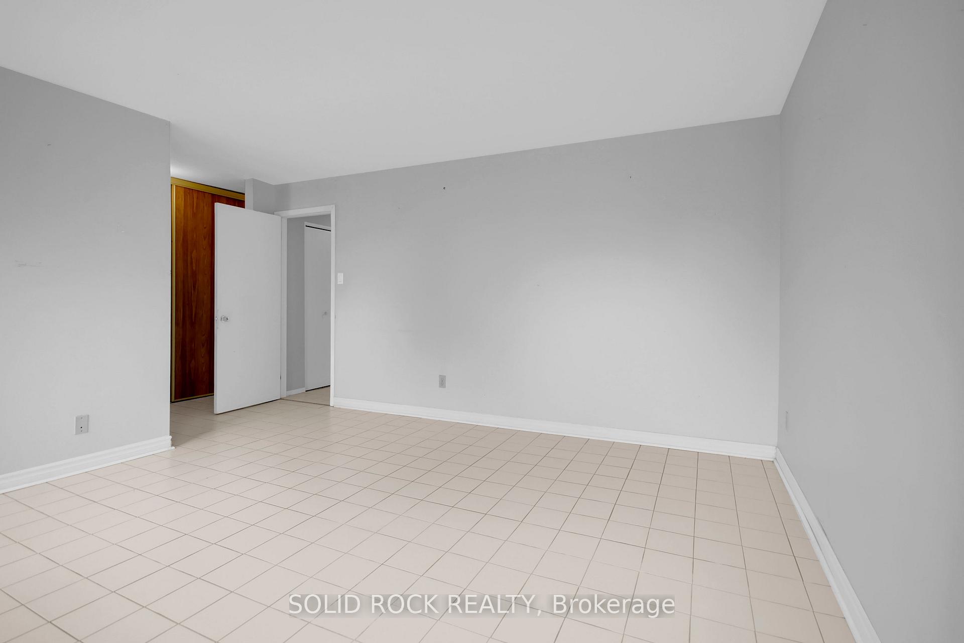 Photo 16 of 1429 Prestone Drive, Ottawa, Bilberry Creek/Queenswood Heights — HOMEH