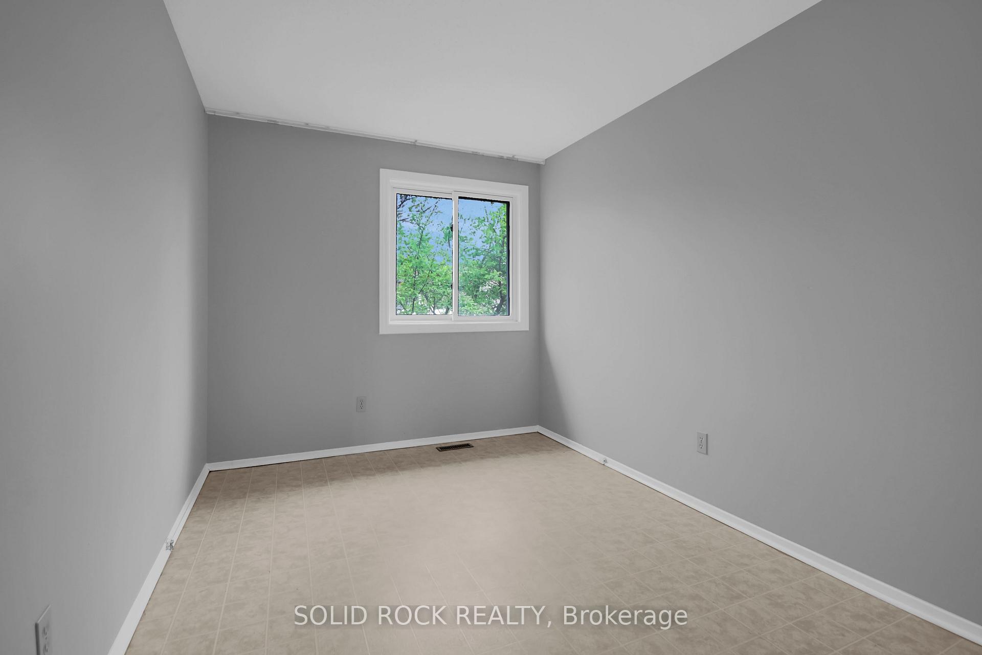 Photo 23 of 1429 Prestone Drive, Ottawa, Bilberry Creek/Queenswood Heights — HOMEH