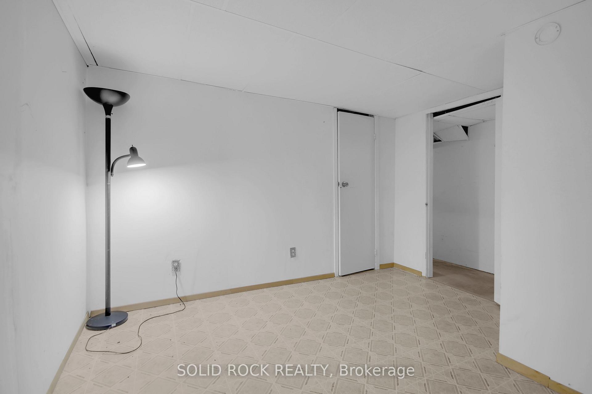 Photo 28 of 1429 Prestone Drive, Ottawa, Bilberry Creek/Queenswood Heights — HOMEH