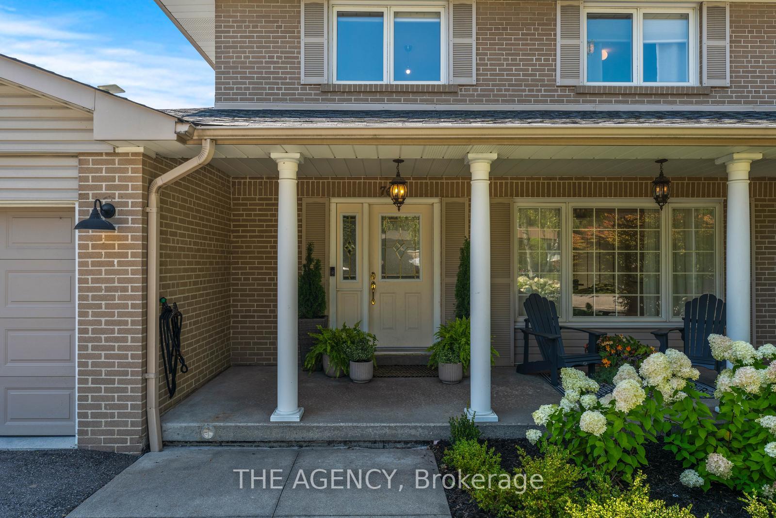Photo 10 of 76 Connaught Crescent, Caledon, Bolton West — HOMEH