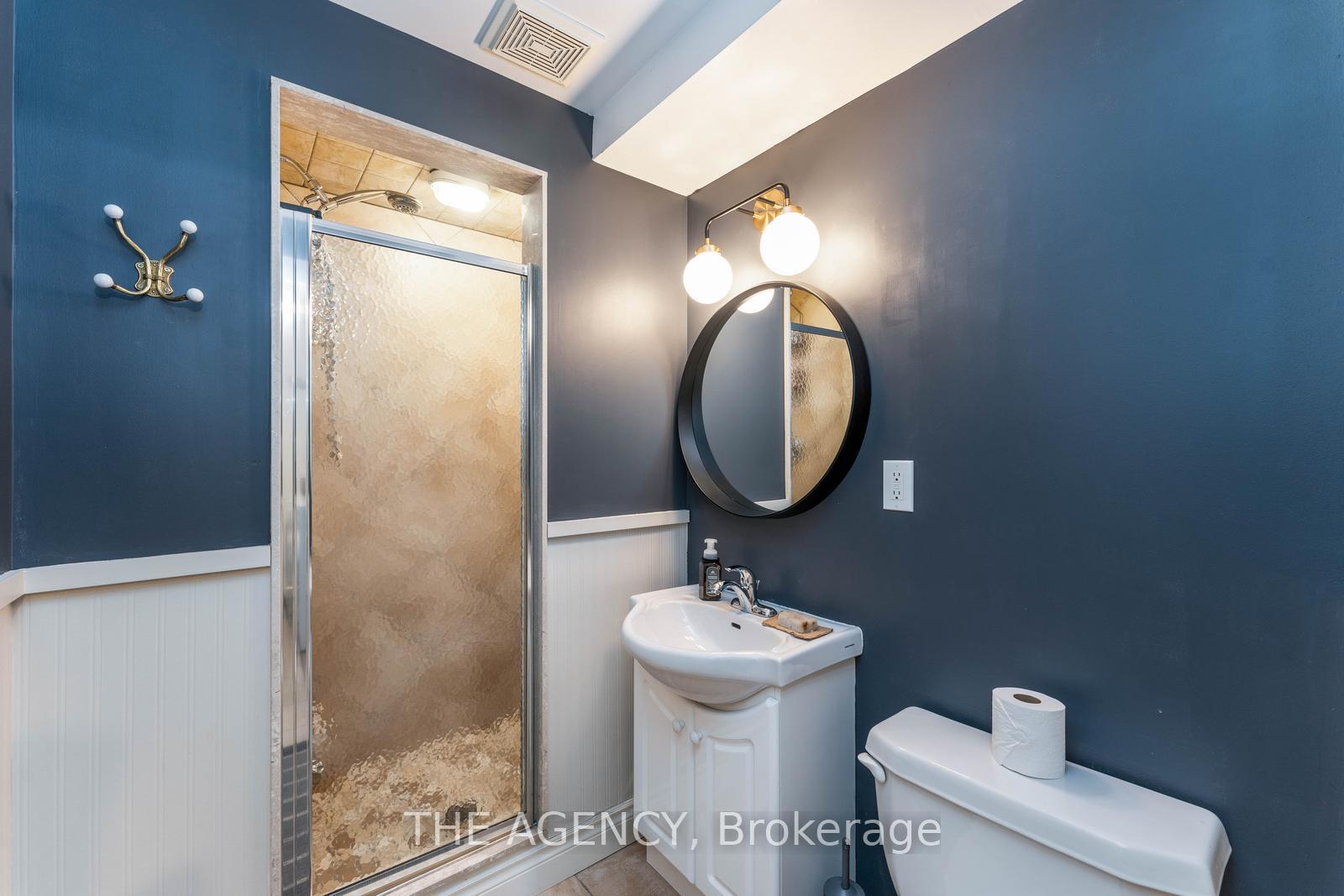 Photo 38 of 76 Connaught Crescent, Caledon, Bolton West — HOMEH