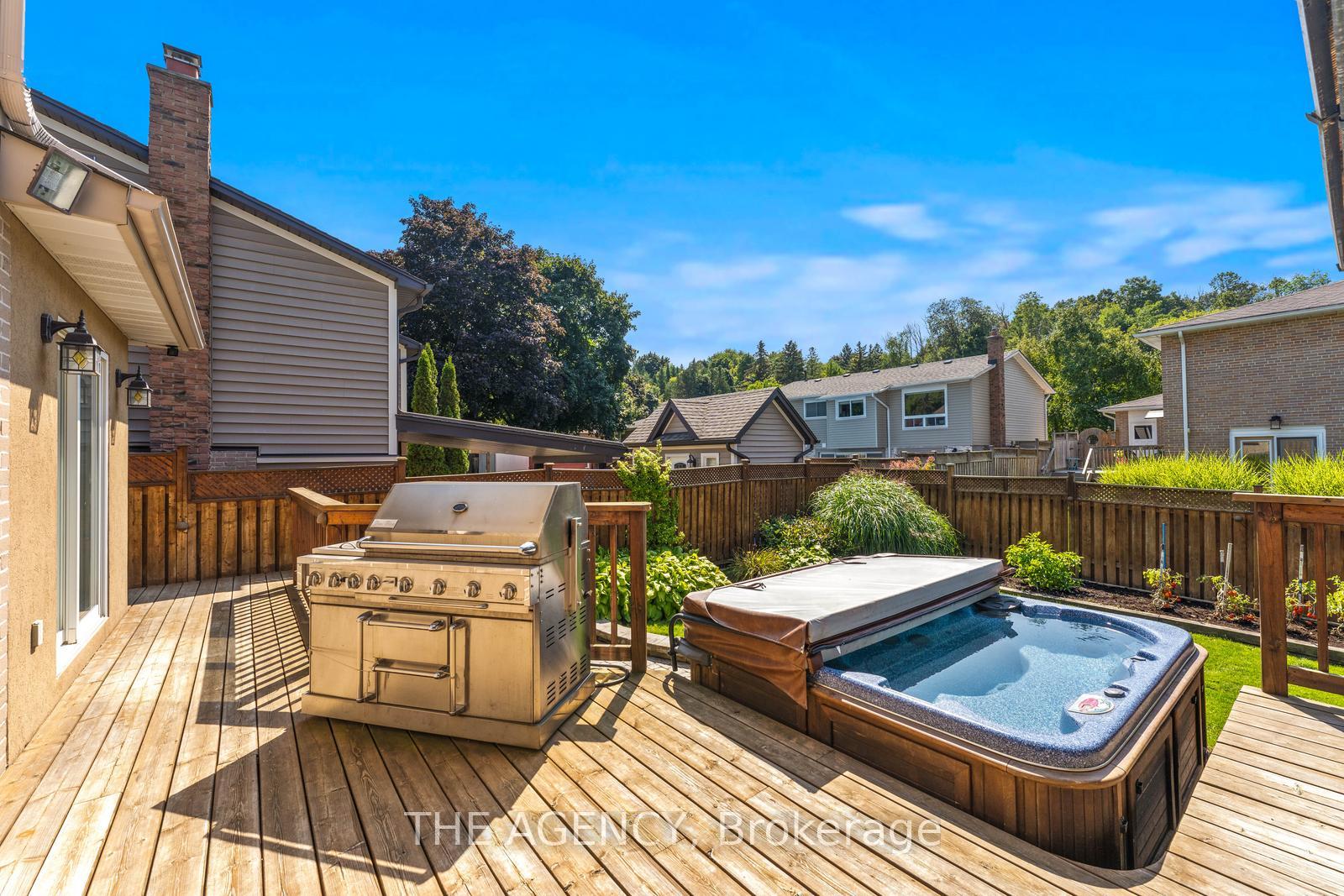Photo 44 of 76 Connaught Crescent, Caledon, Bolton West — HOMEH