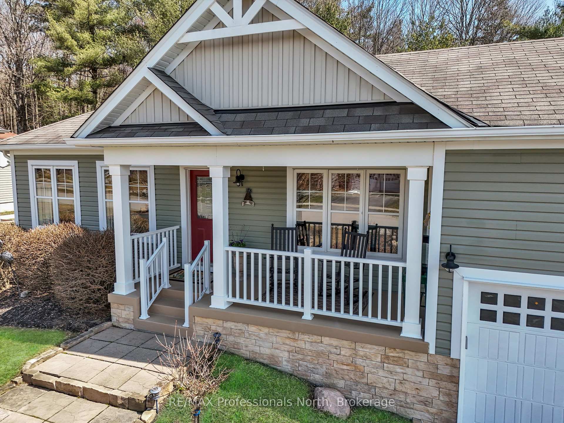 Photo 37 of 10 Heron's Hill, Bracebridge, Muskoka (N) — HOMEH