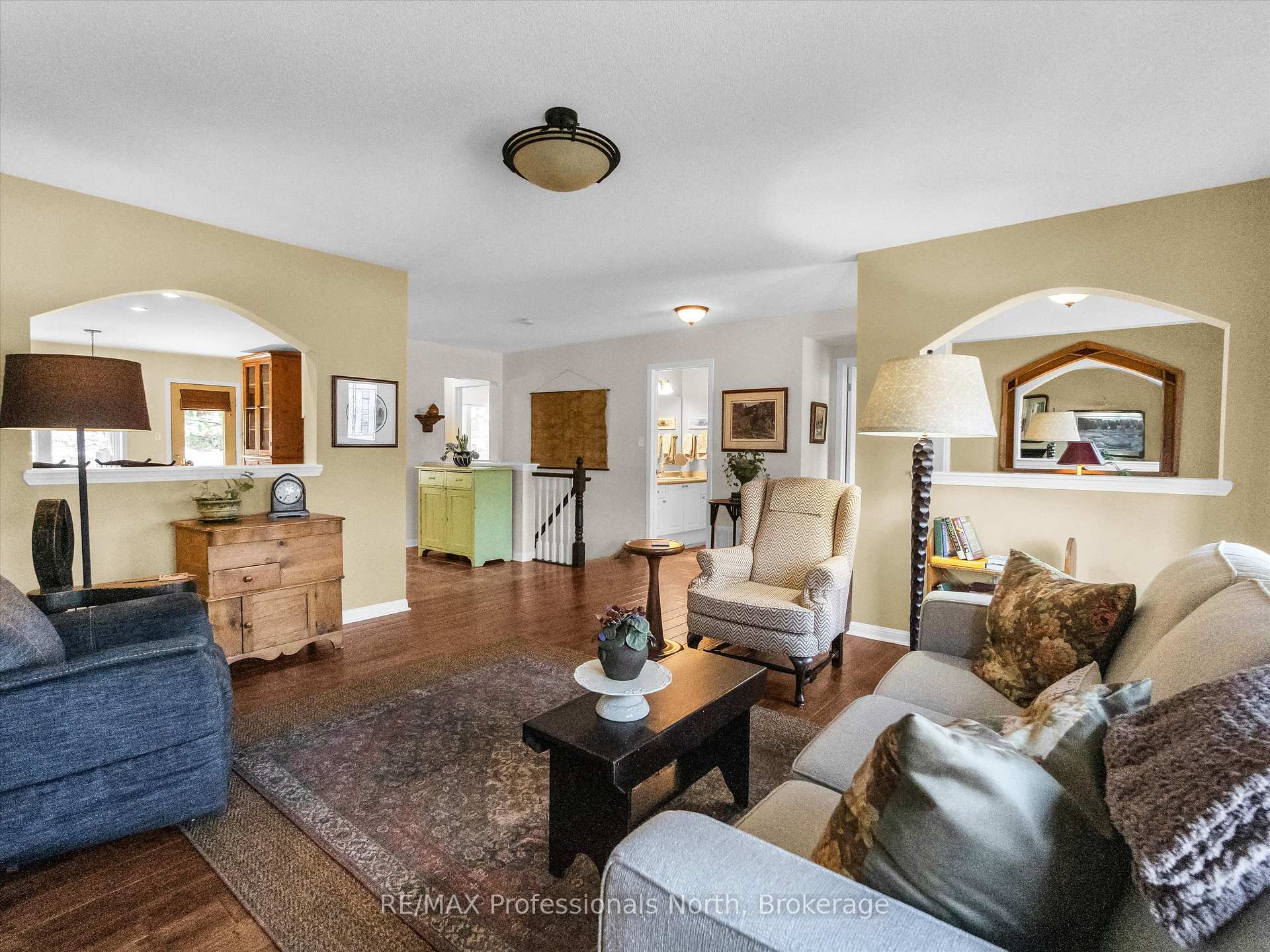 Photo 3 of 10 Heron's Hill, Bracebridge, Muskoka (N) — HOMEH
