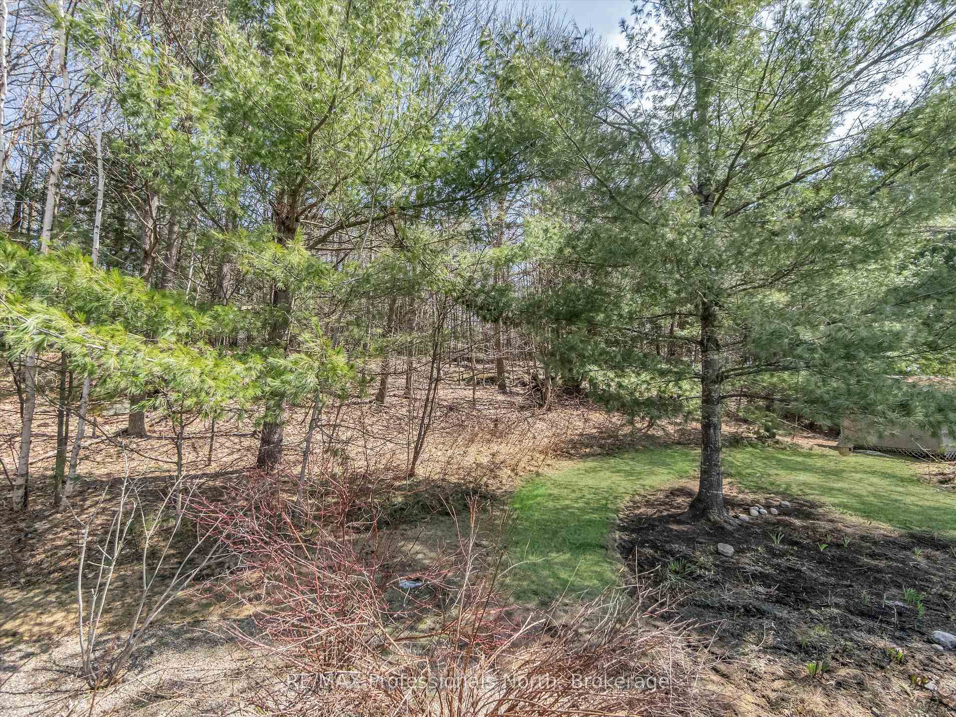 Photo 21 of 10 Heron's Hill, Bracebridge, Muskoka (N) — HOMEH