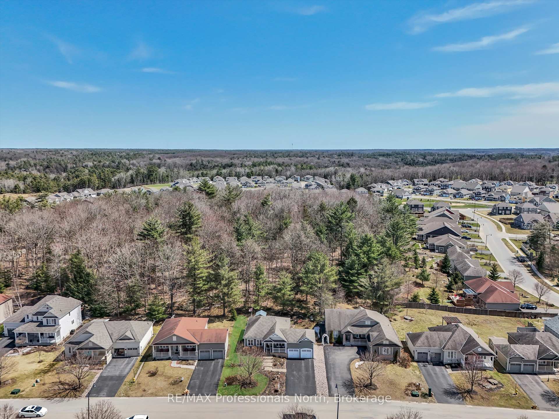 Photo 25 of 10 Heron's Hill, Bracebridge, Muskoka (N) — HOMEH