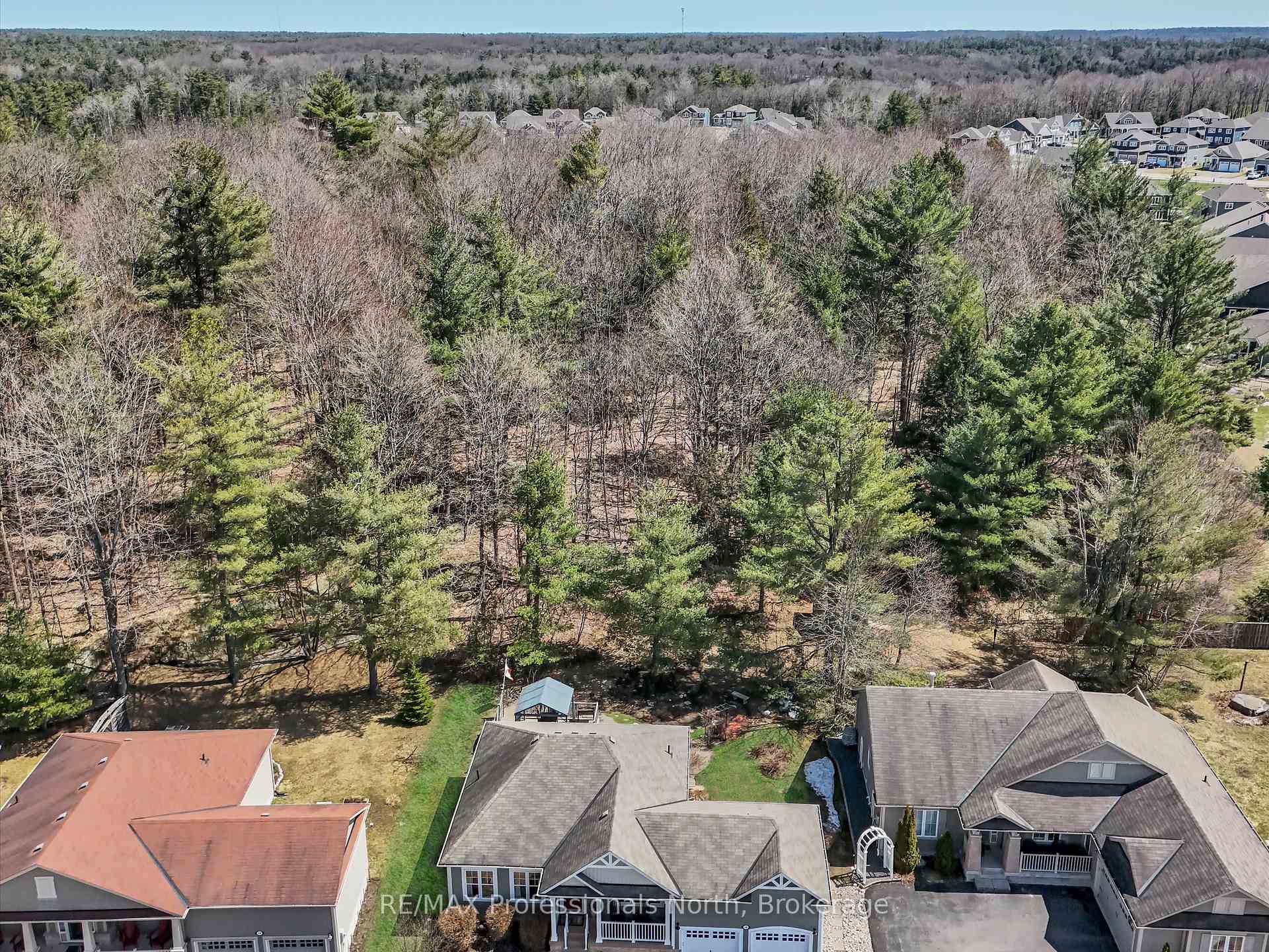 Photo 30 of 10 Heron's Hill, Bracebridge, Muskoka (N) — HOMEH