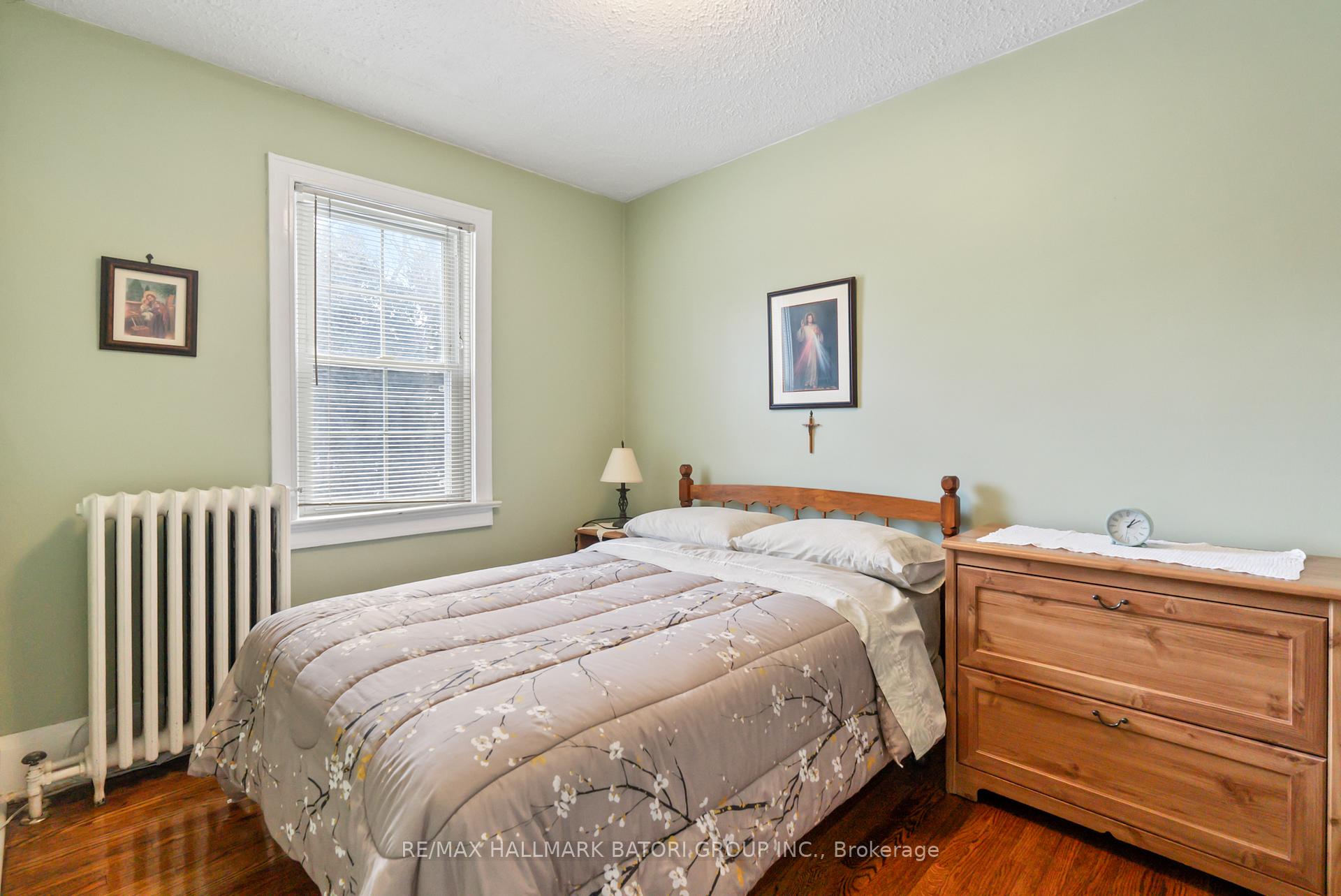 Photo 10 of 263 Castlefield Avenue, Toronto, Yonge-Eglinton — HOMEH