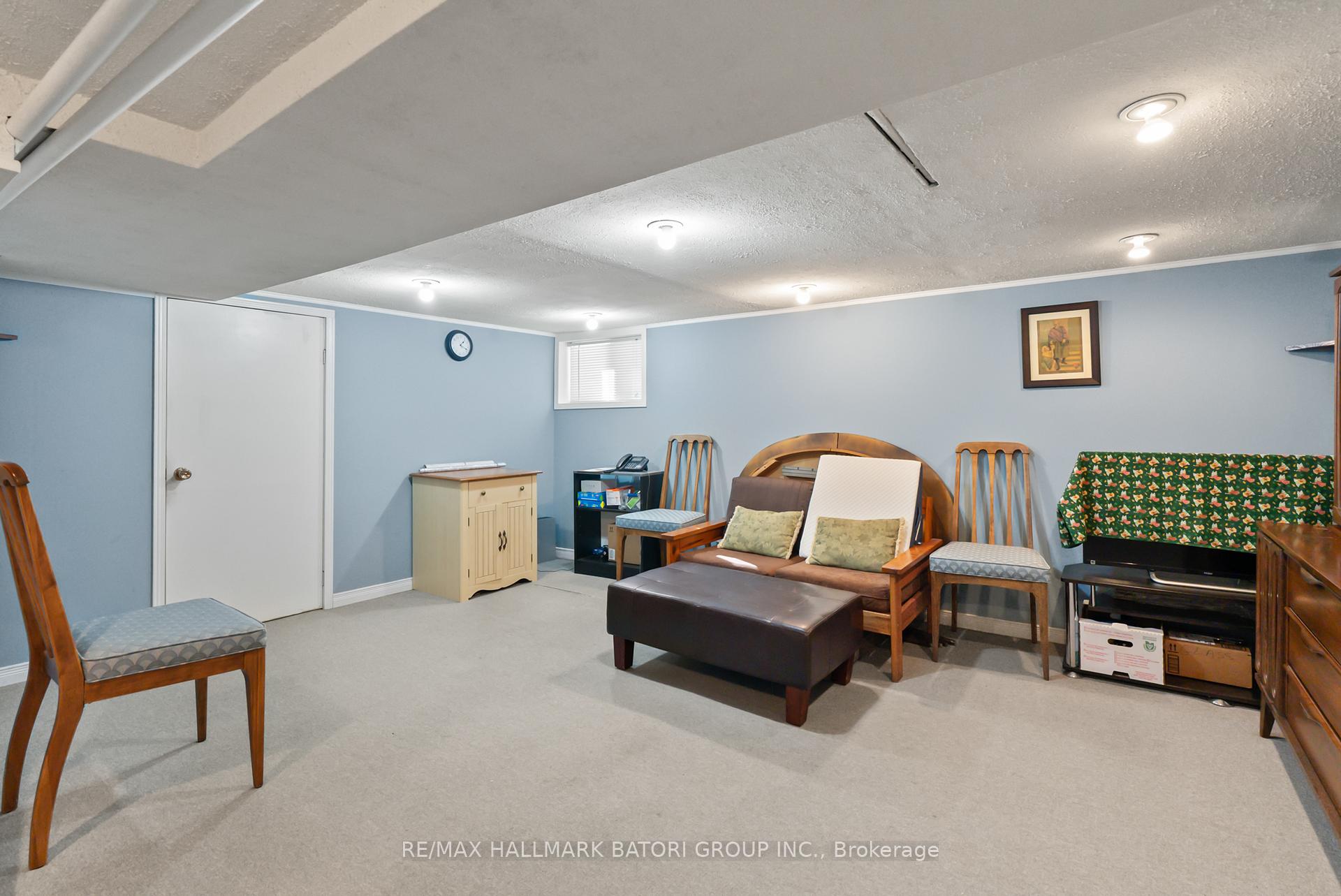 Photo 16 of 263 Castlefield Avenue, Toronto, Yonge-Eglinton — HOMEH
