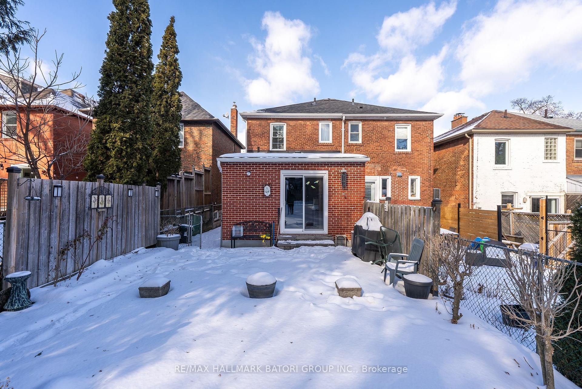 Photo 18 of 263 Castlefield Avenue, Toronto, Yonge-Eglinton — HOMEH