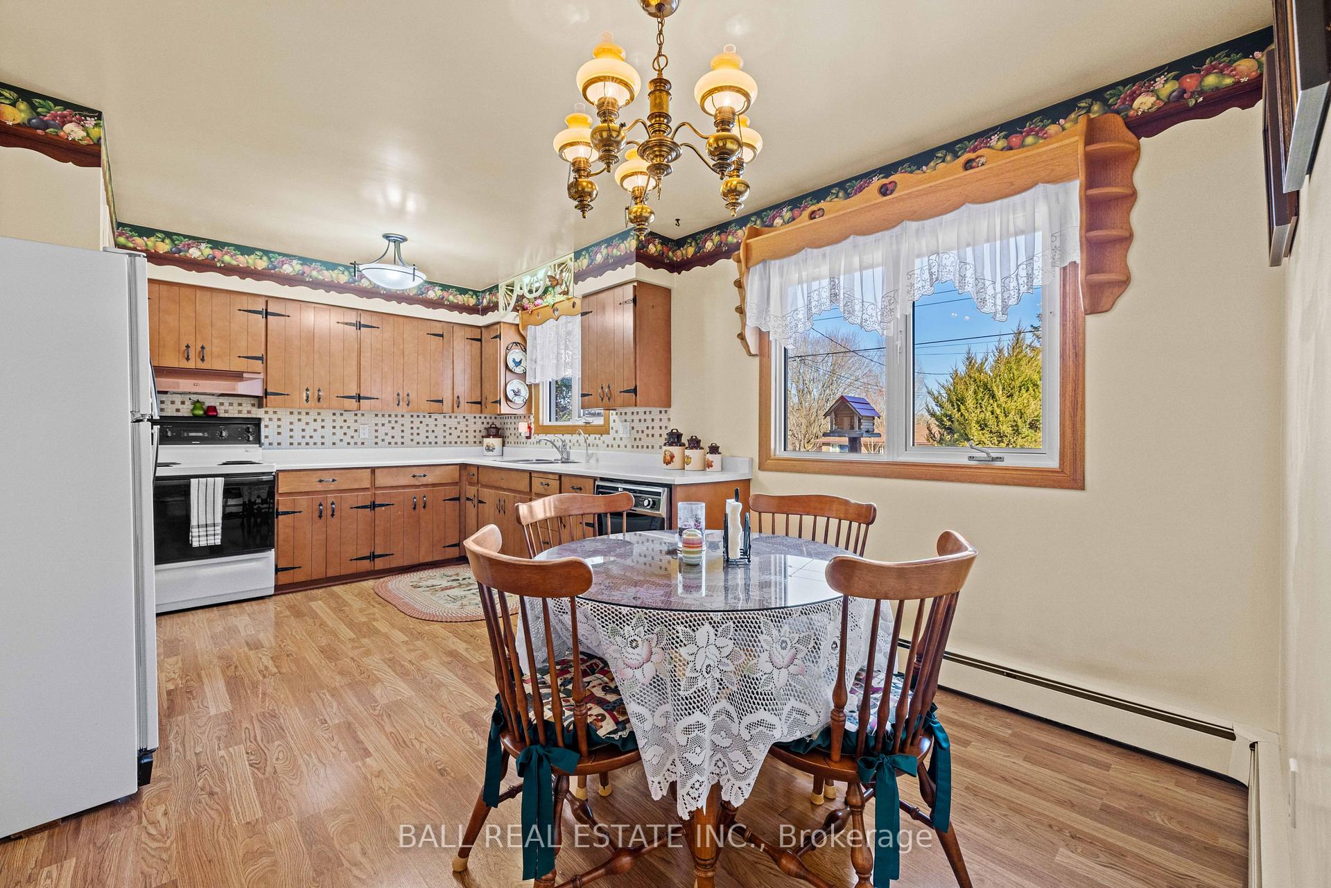 Photo 9 of 161 Coral Drive, Douro-Dummer — HOMEH