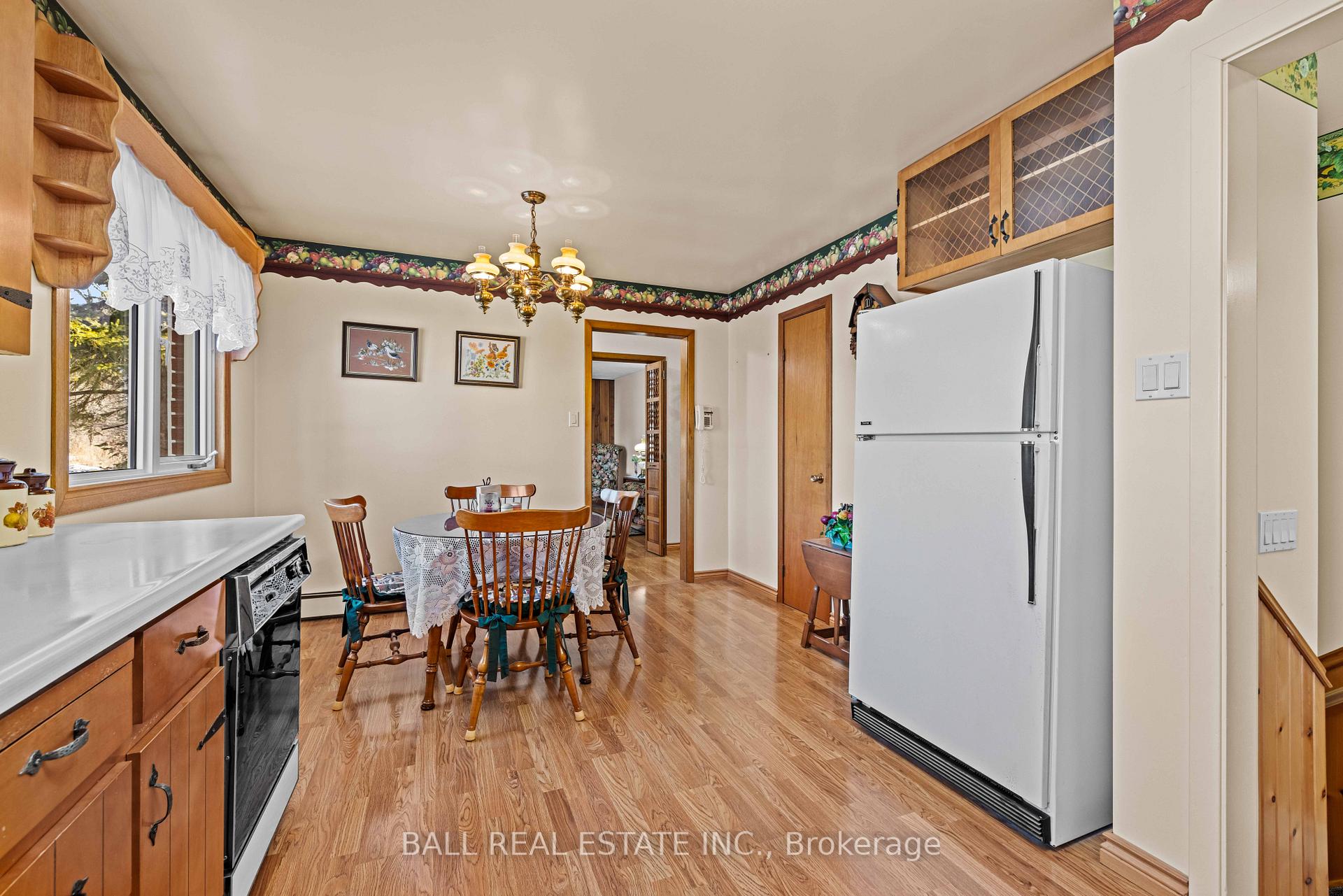 Photo 3 of 161 Coral Drive, Douro-Dummer — HOMEH
