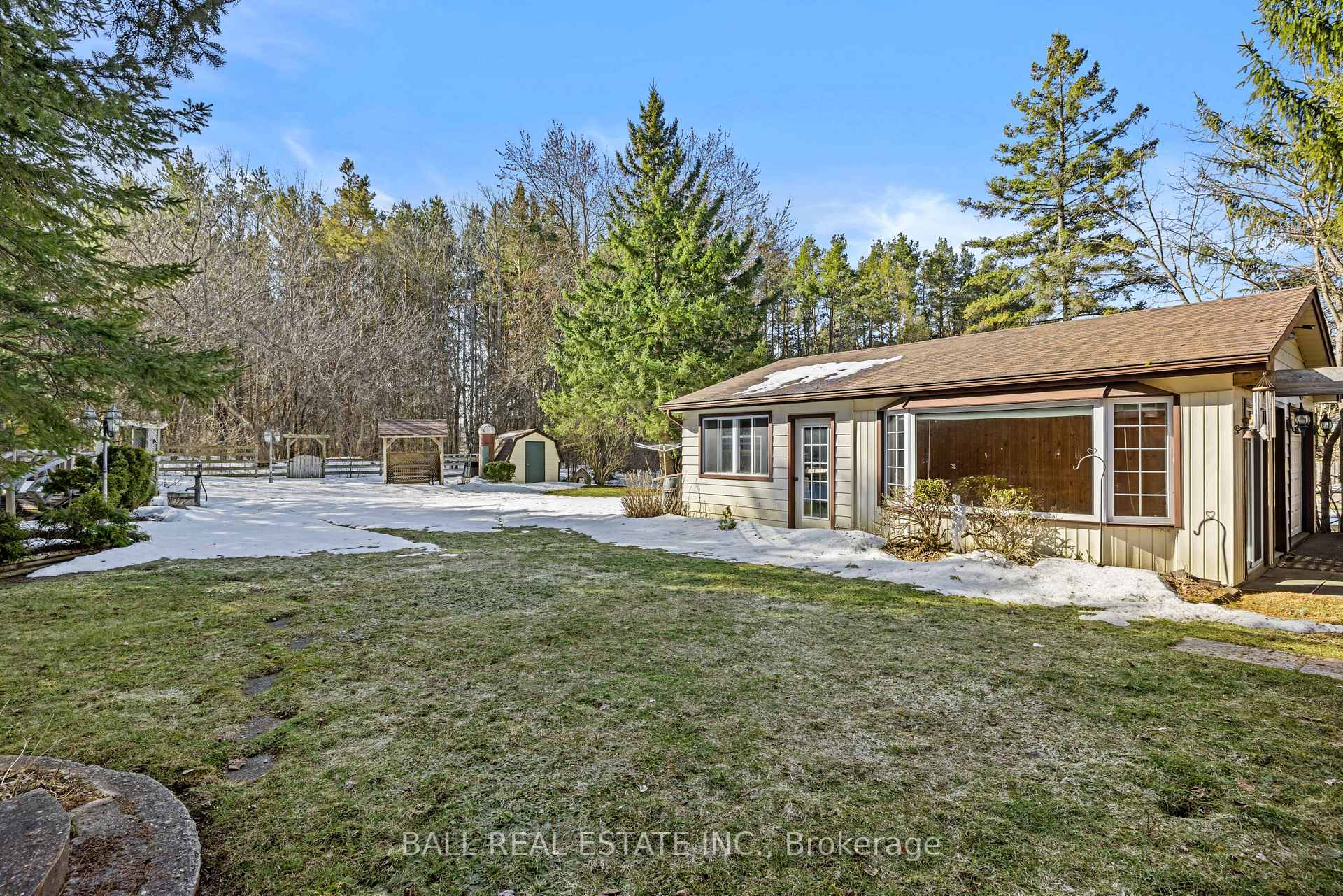 Photo 20 of 161 Coral Drive, Douro-Dummer — HOMEH