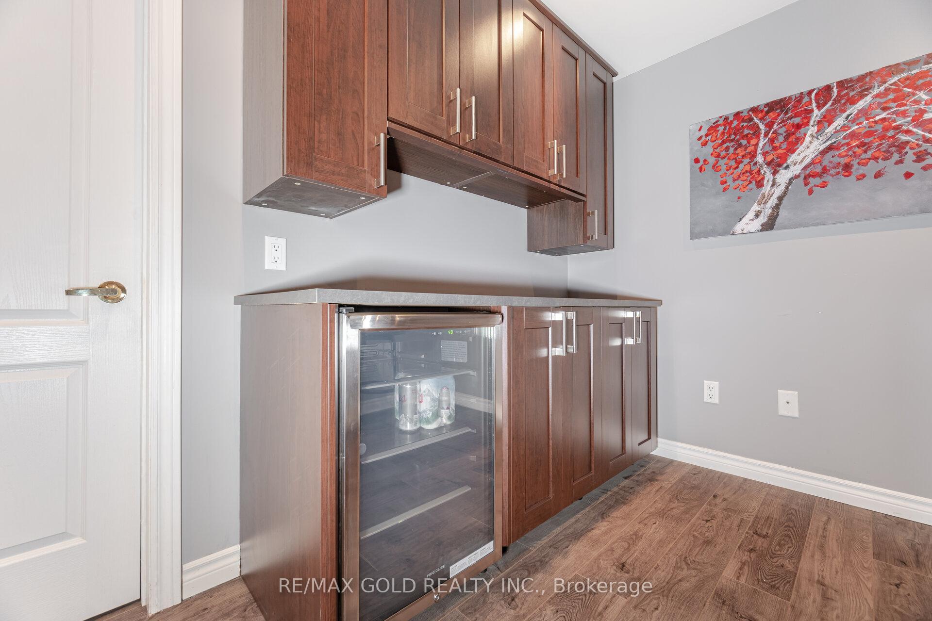 Photo 35 of 20 Treeview Crescent, Caledon, Rural Caledon — HOMEH