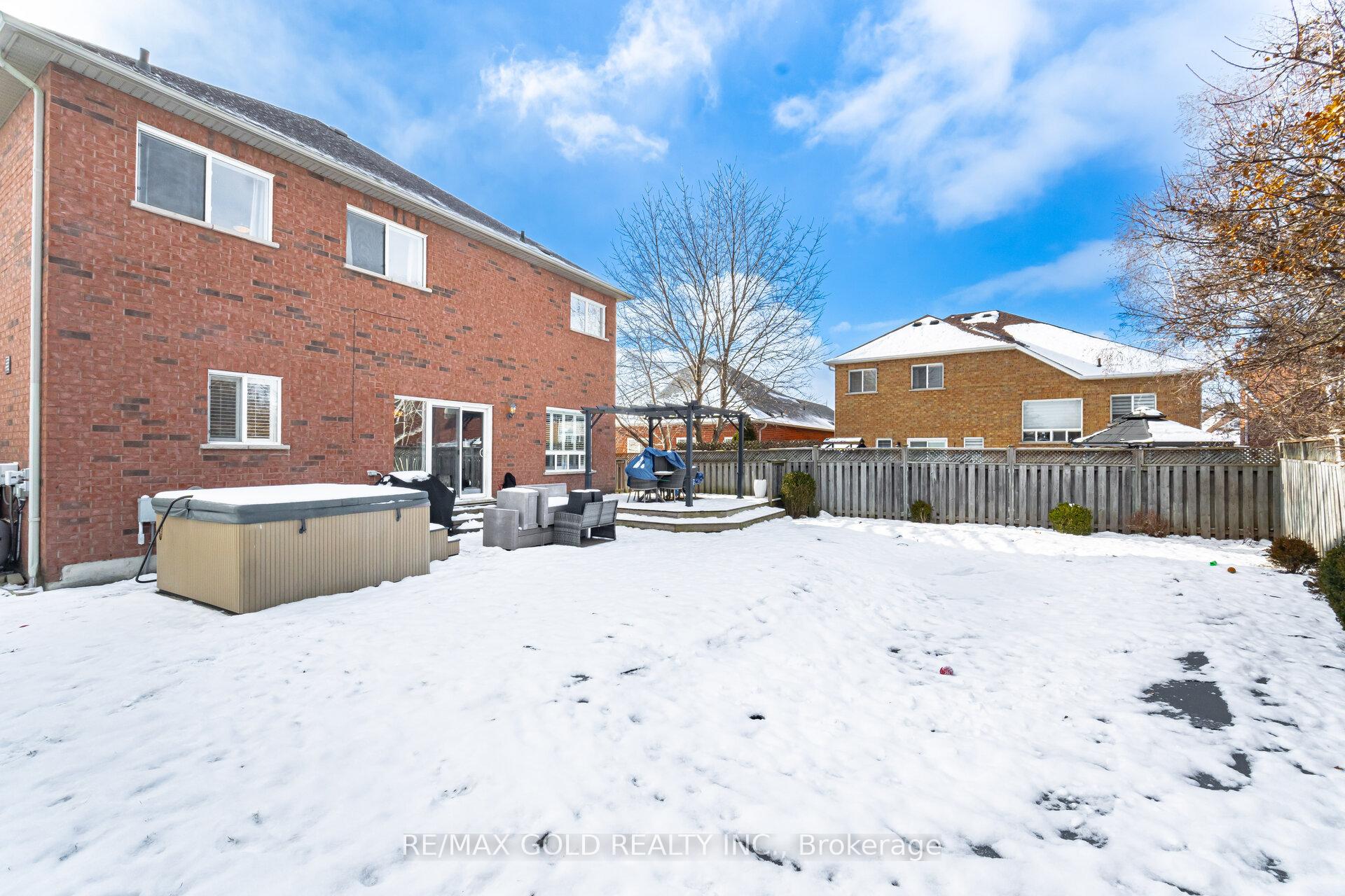 Photo 28 of 20 Treeview Crescent, Caledon, Rural Caledon — HOMEH