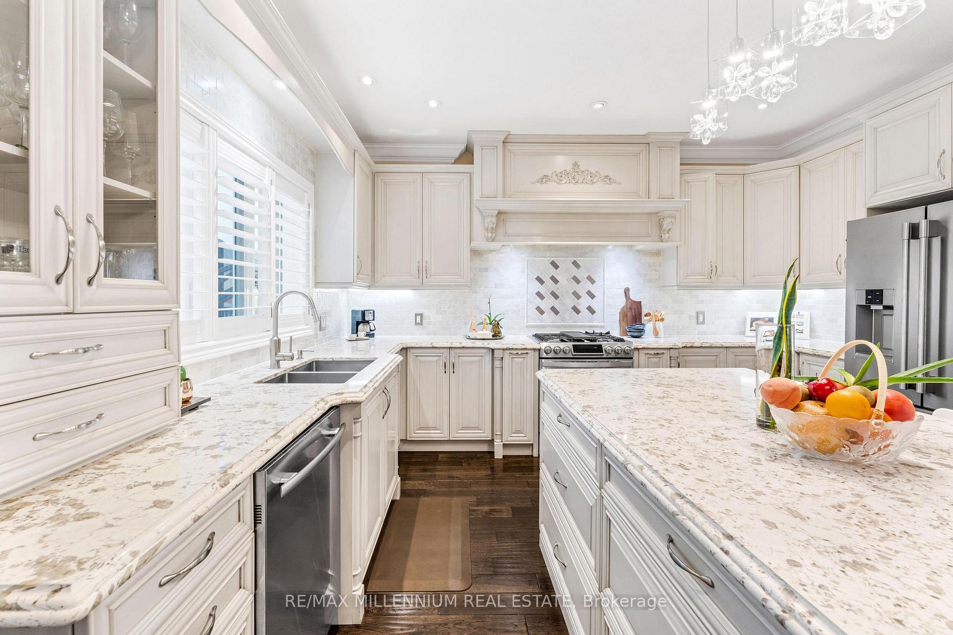 Photo 15 of 56 Pelech Crescent, Hamilton, Stoney Creek Mountain — HOMEH