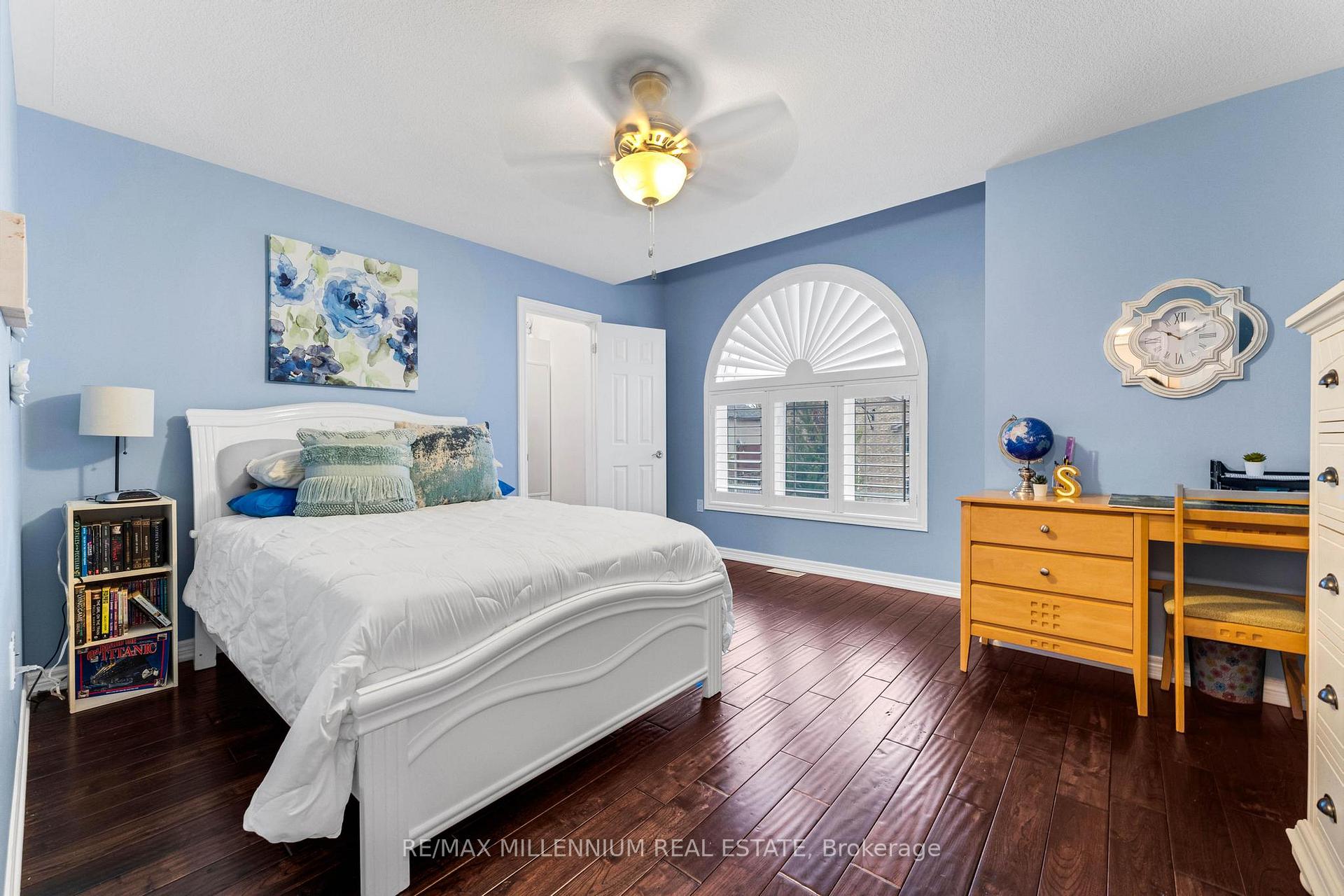 Photo 18 of 56 Pelech Crescent, Hamilton, Stoney Creek Mountain — HOMEH
