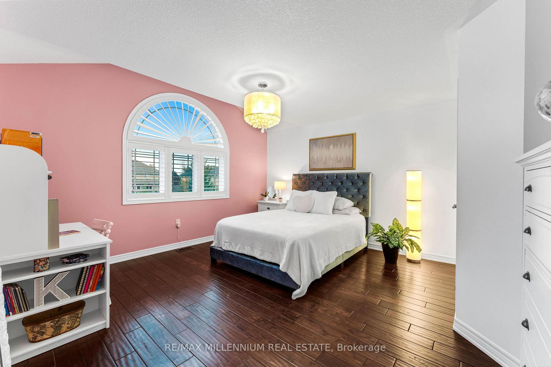 Photo 26 of 56 Pelech Crescent, Hamilton, Stoney Creek Mountain — HOMEH
