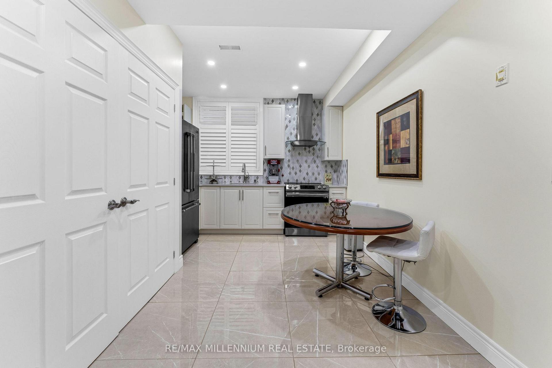 Photo 33 of 56 Pelech Crescent, Hamilton, Stoney Creek Mountain — HOMEH