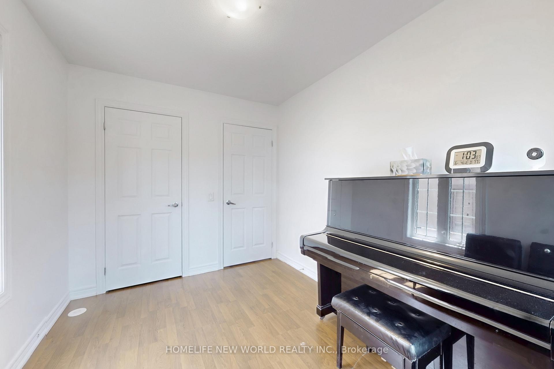 Photo 13 of 9860 Mccowan Road, Markham, Berczy — HOMEH