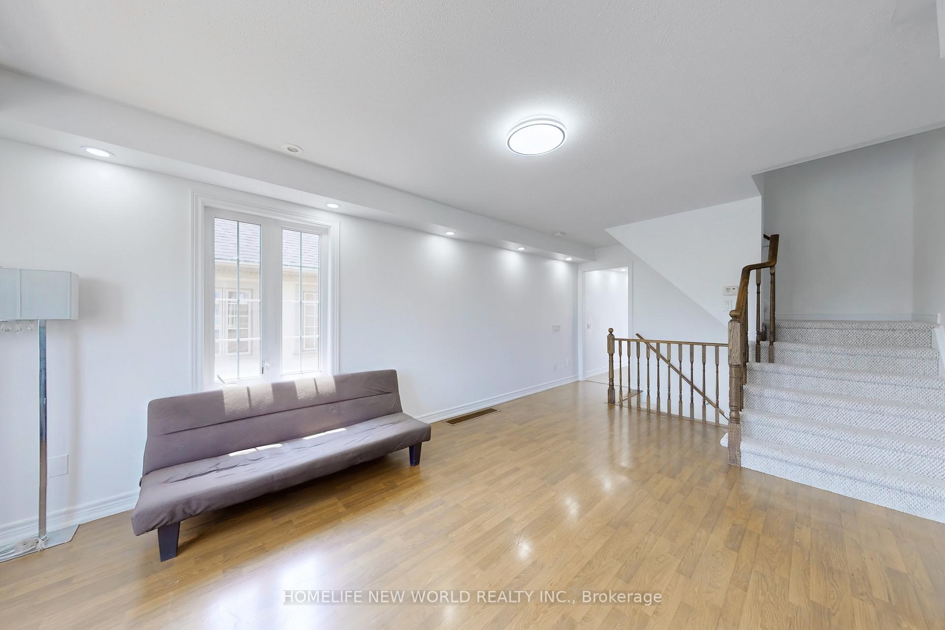 Photo 9 of 9860 Mccowan Road, Markham, Berczy — HOMEH