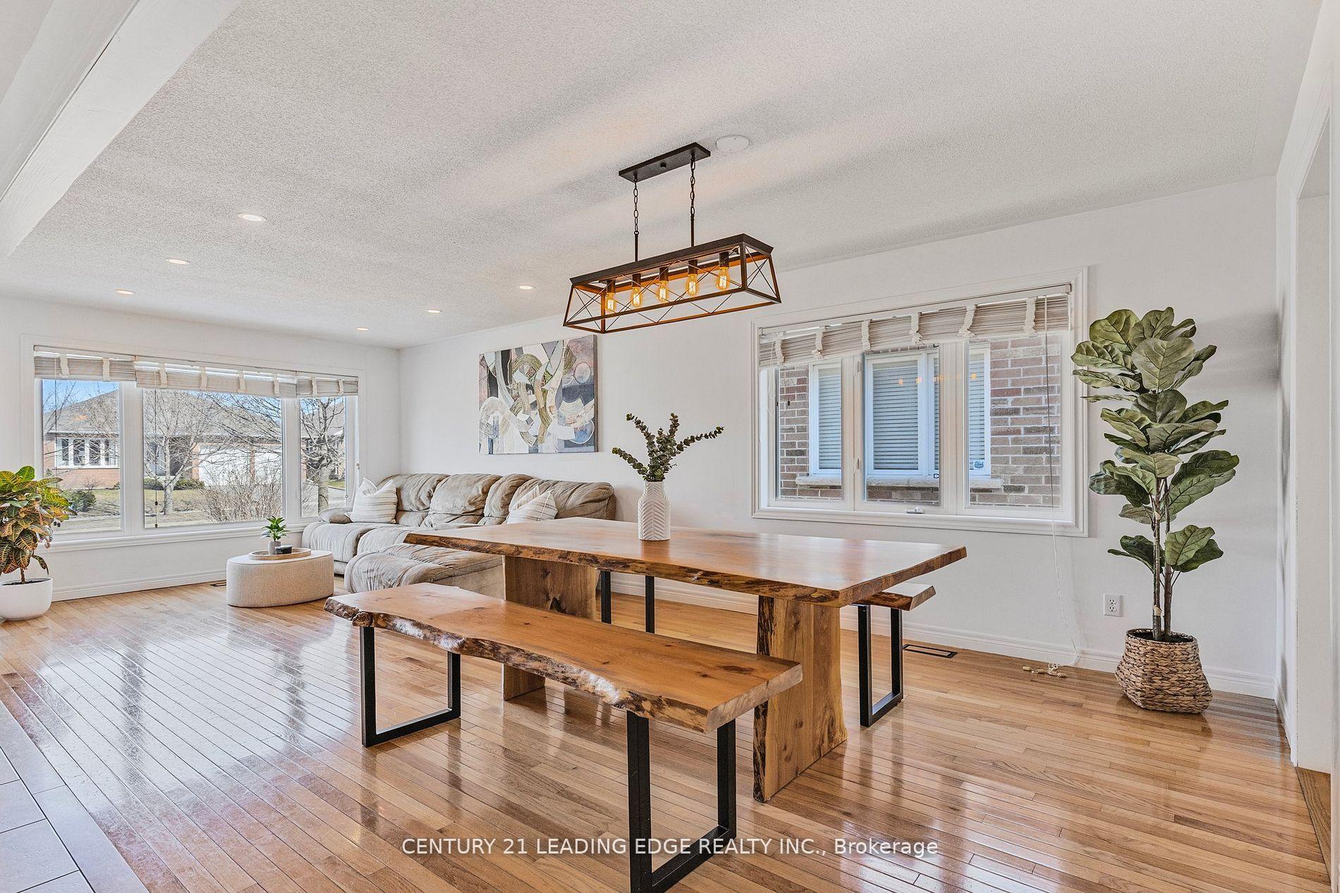 Photo 9 of 77 Maplewood Avenue, Brock, Beaverton — HOMEH