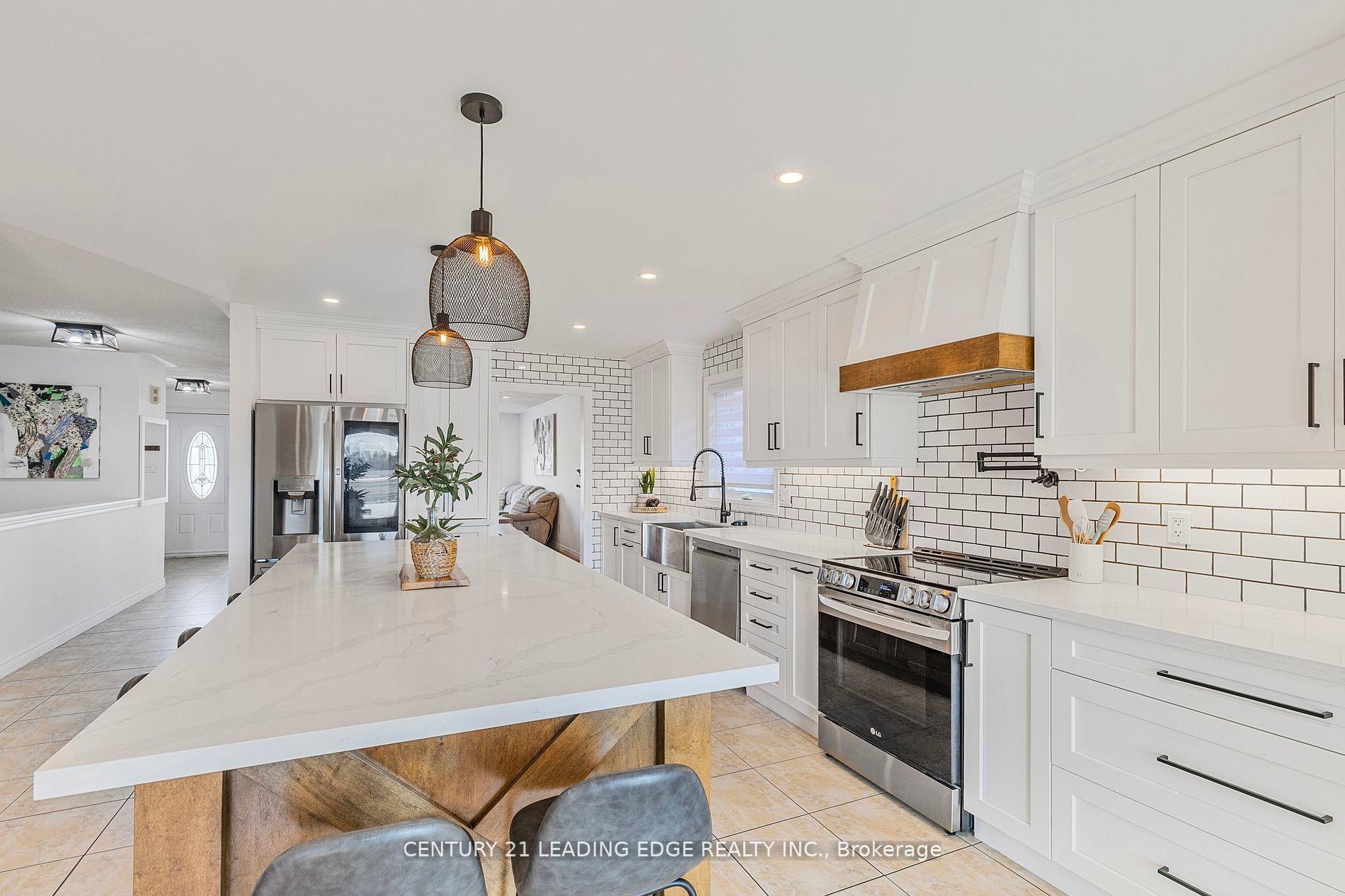 Photo 15 of 77 Maplewood Avenue, Brock, Beaverton — HOMEH