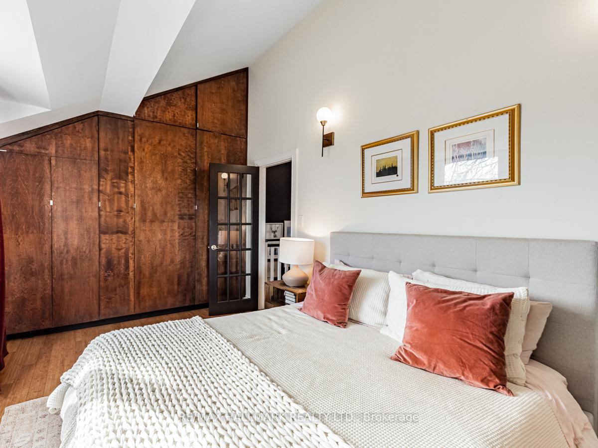 Photo 10 of 1584 Dundas Street E, Toronto, South Riverdale — HOMEH