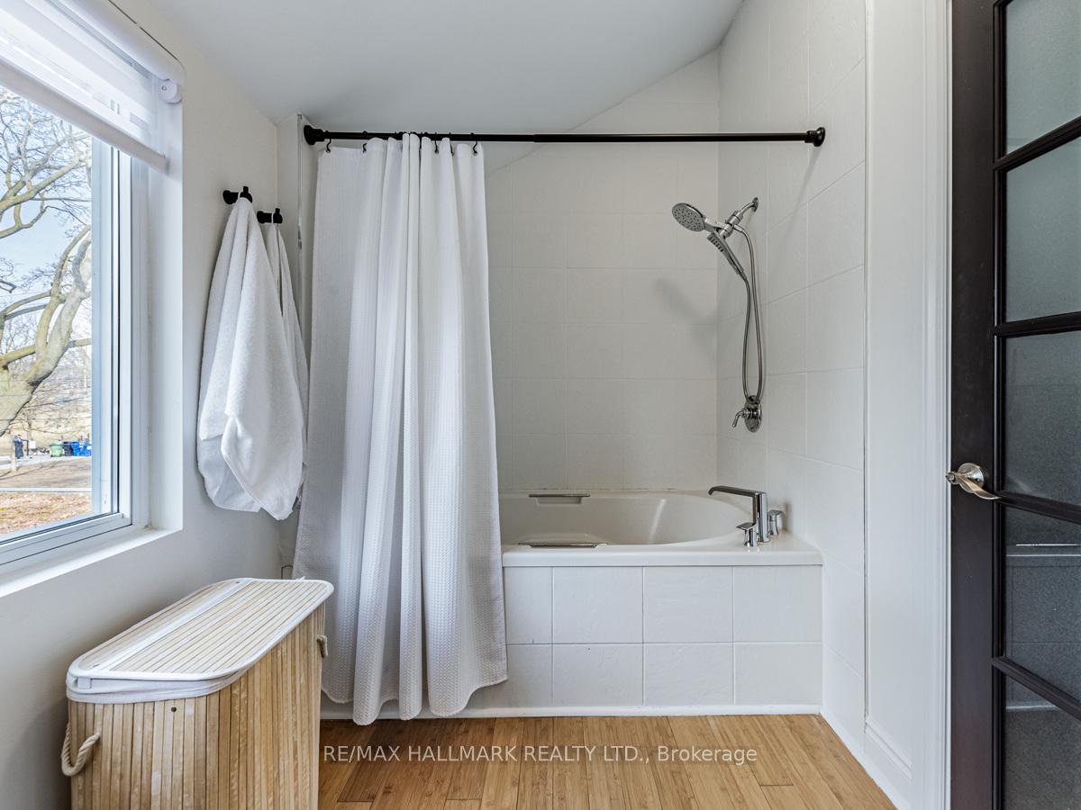 Photo 21 of 1584 Dundas Street E, Toronto, South Riverdale — HOMEH