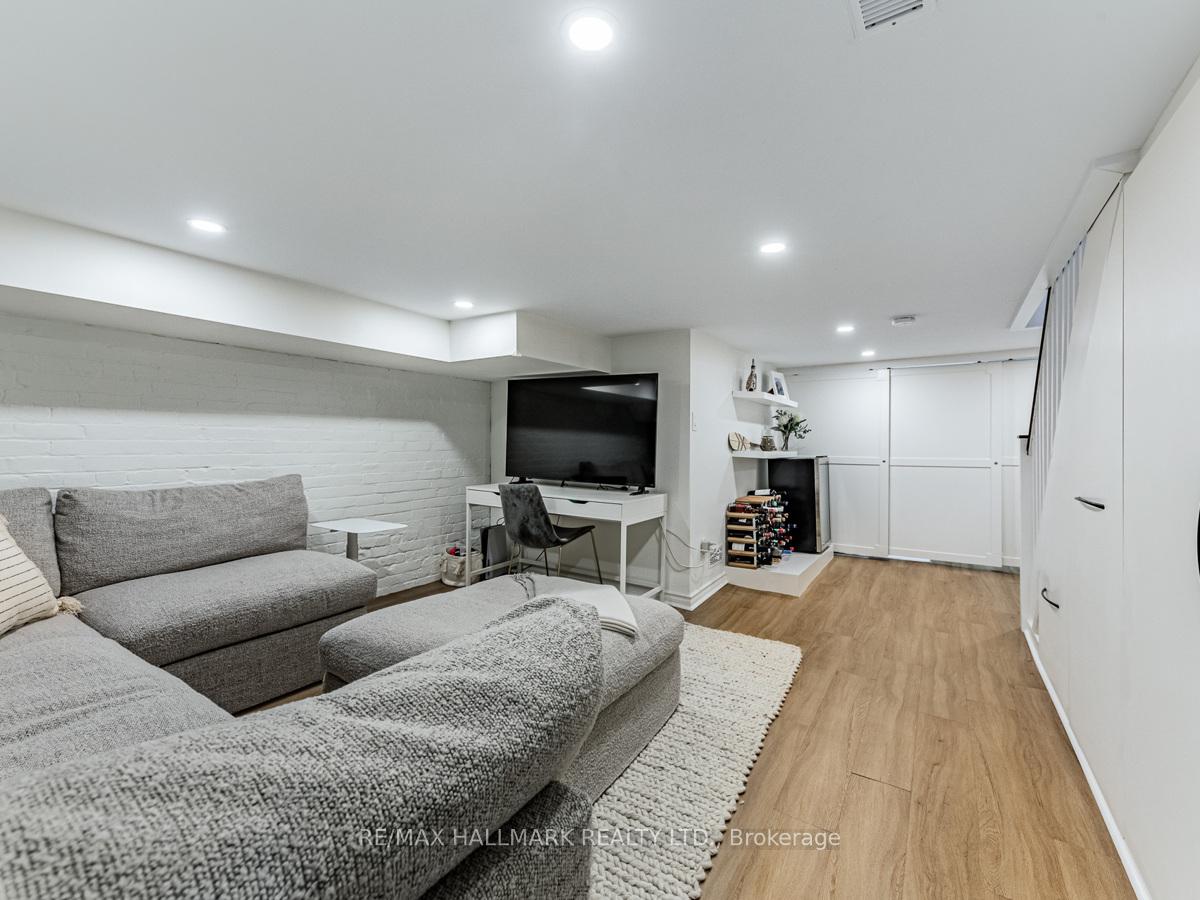 Photo 24 of 1584 Dundas Street E, Toronto, South Riverdale — HOMEH