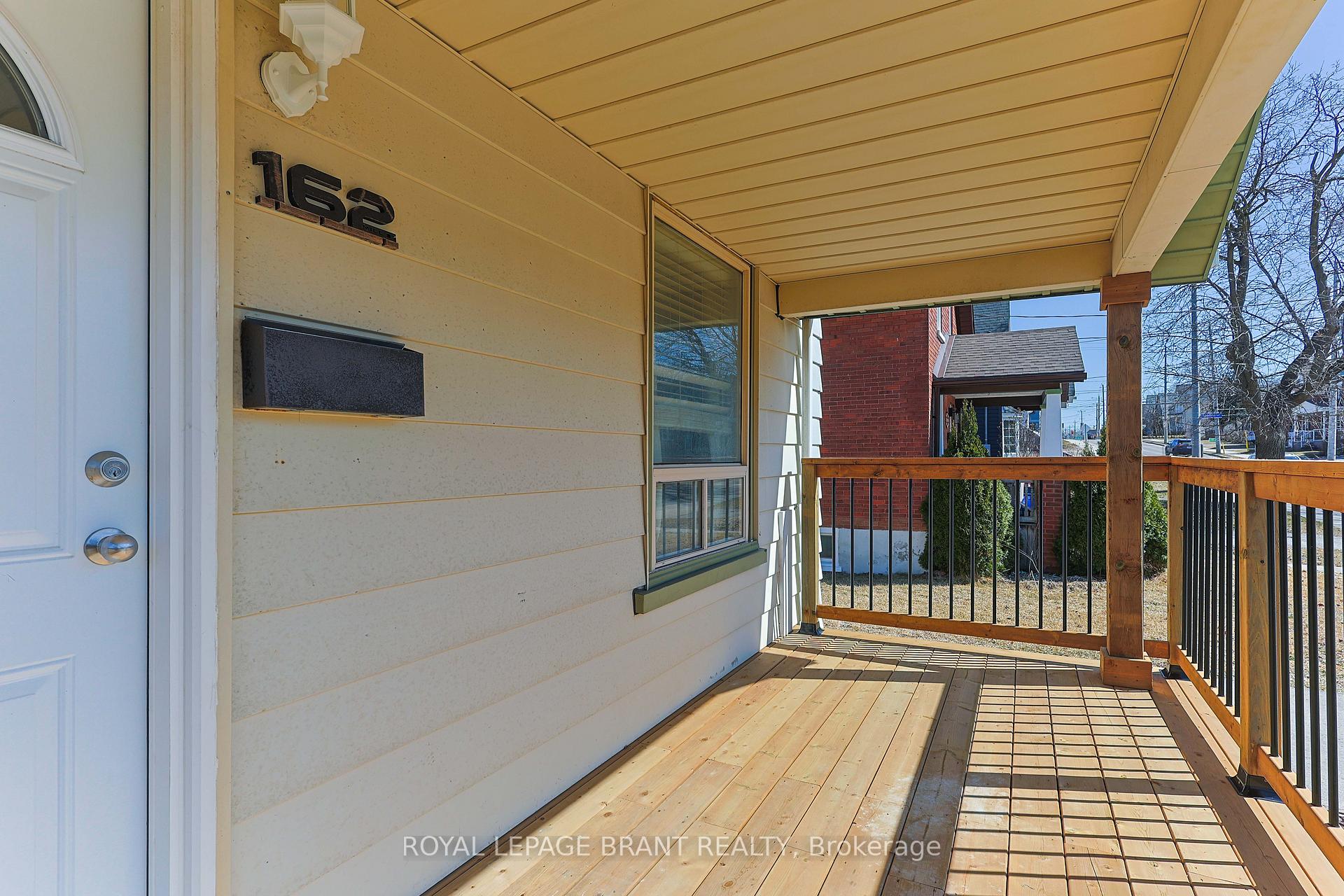 Photo 5 of 162 Mill Street, Kitchener — HOMEH