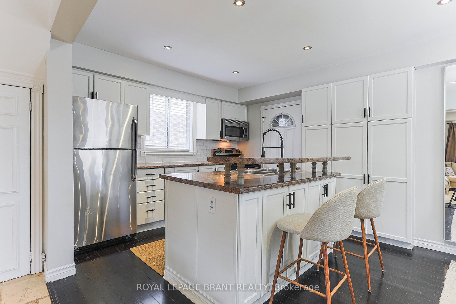 Photo 6 of 162 Mill Street, Kitchener — HOMEH