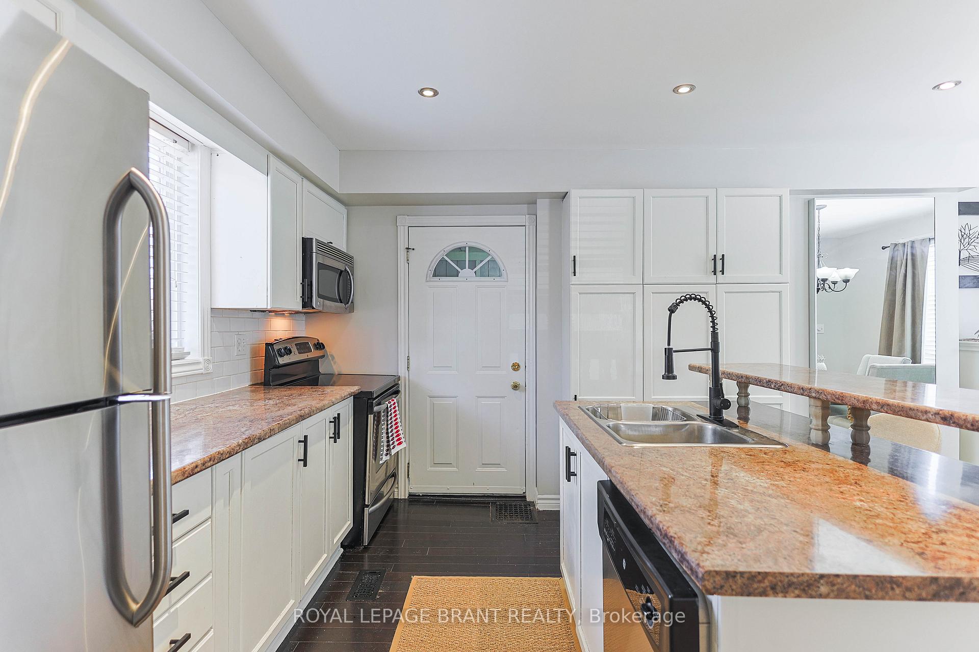 Photo 3 of 162 Mill Street, Kitchener — HOMEH